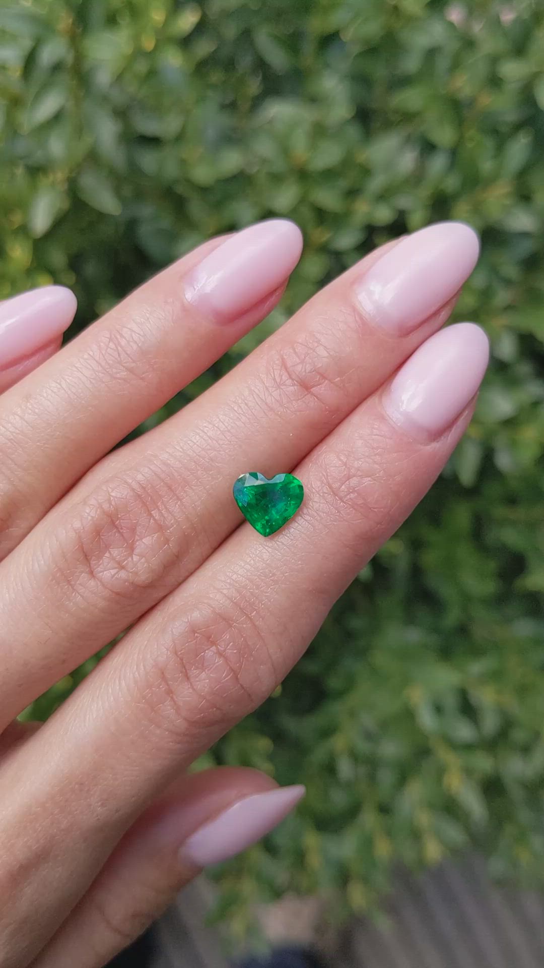 1.61 Ct. Emerald from Zambia Size Video