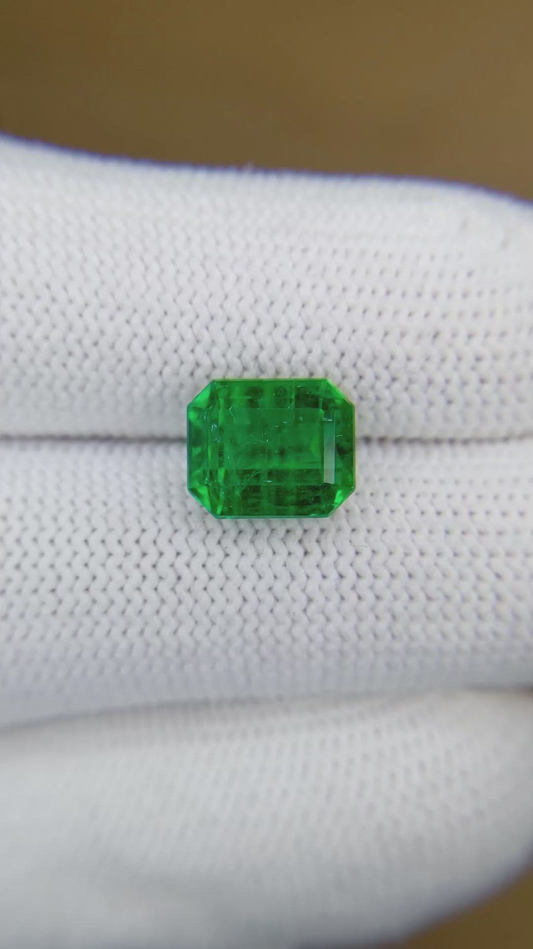 3.20 Ct. Emerald from Zambia Size Video