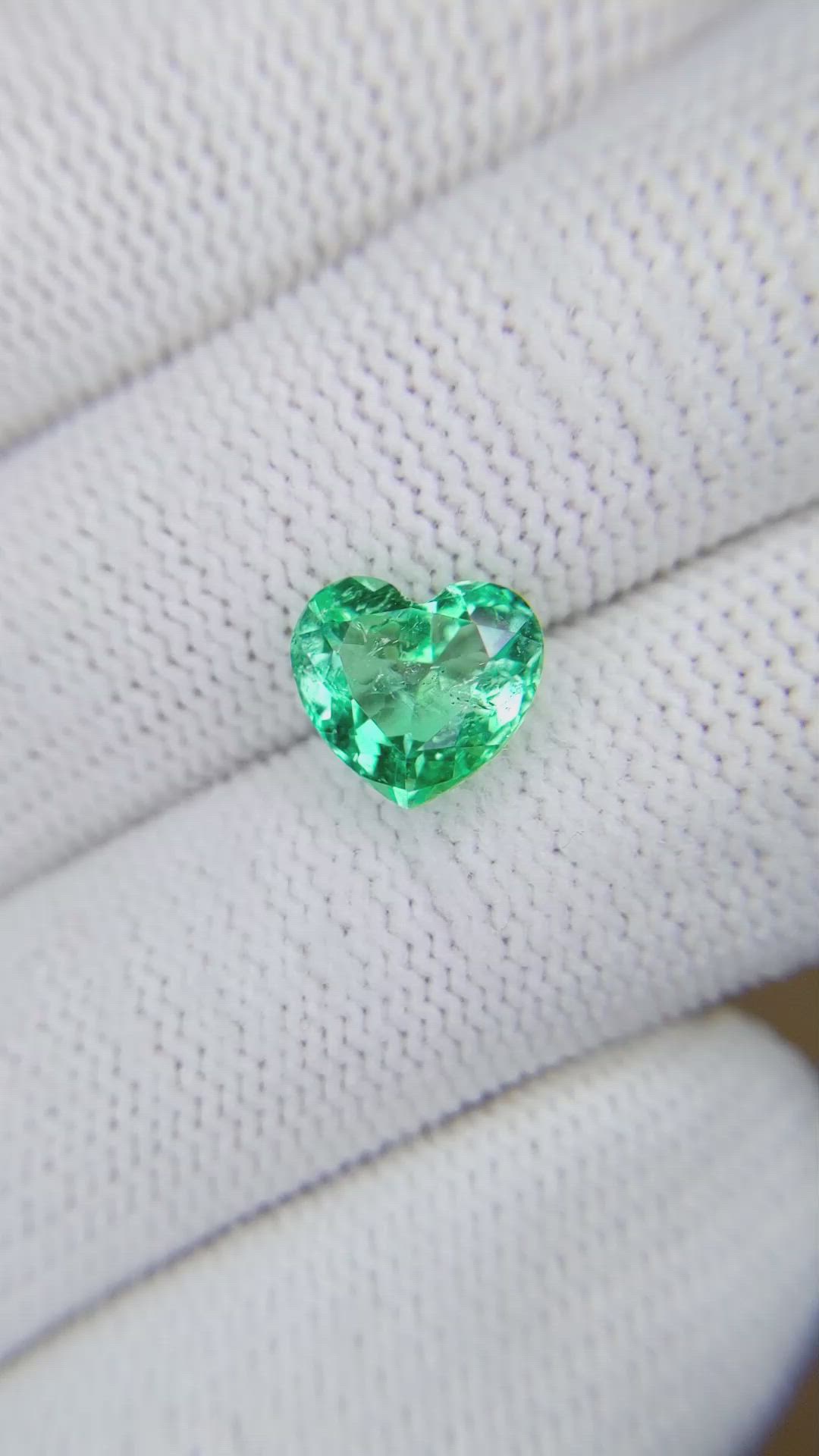 2.33 Ct. Emerald from Colombia Size Video