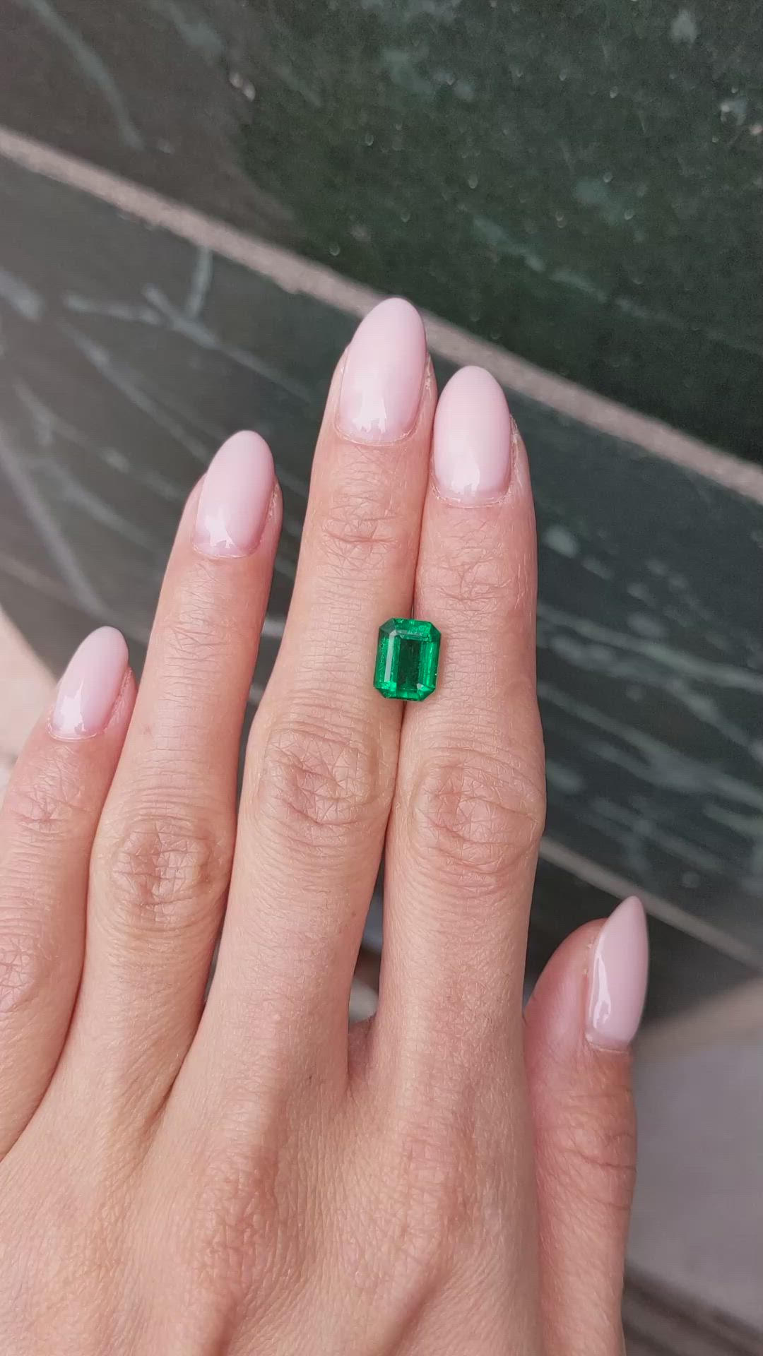 2.64 Ct. Emerald from Zambia Size Video