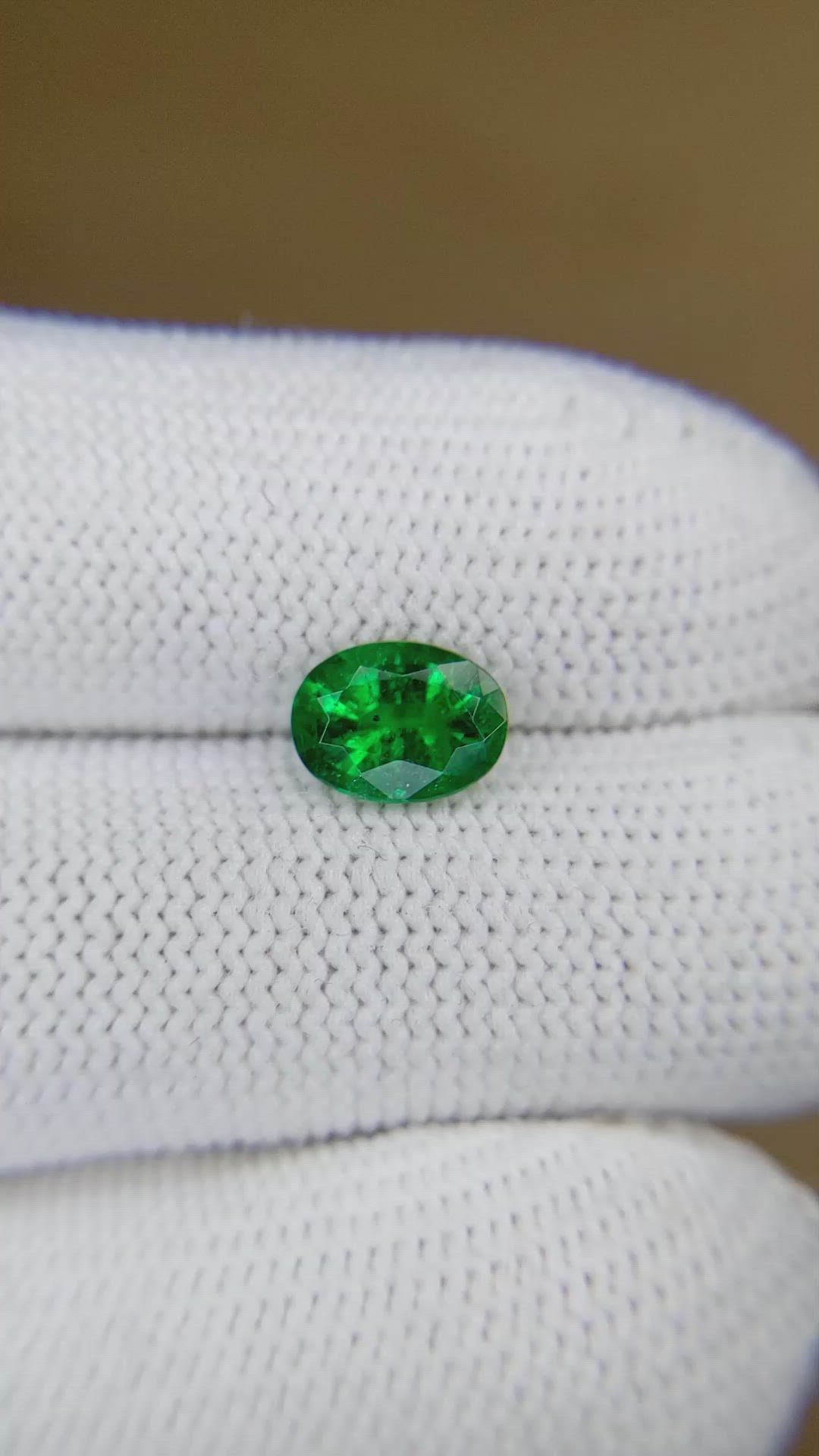 1.05 Ct. Emerald from Zambia Size Video