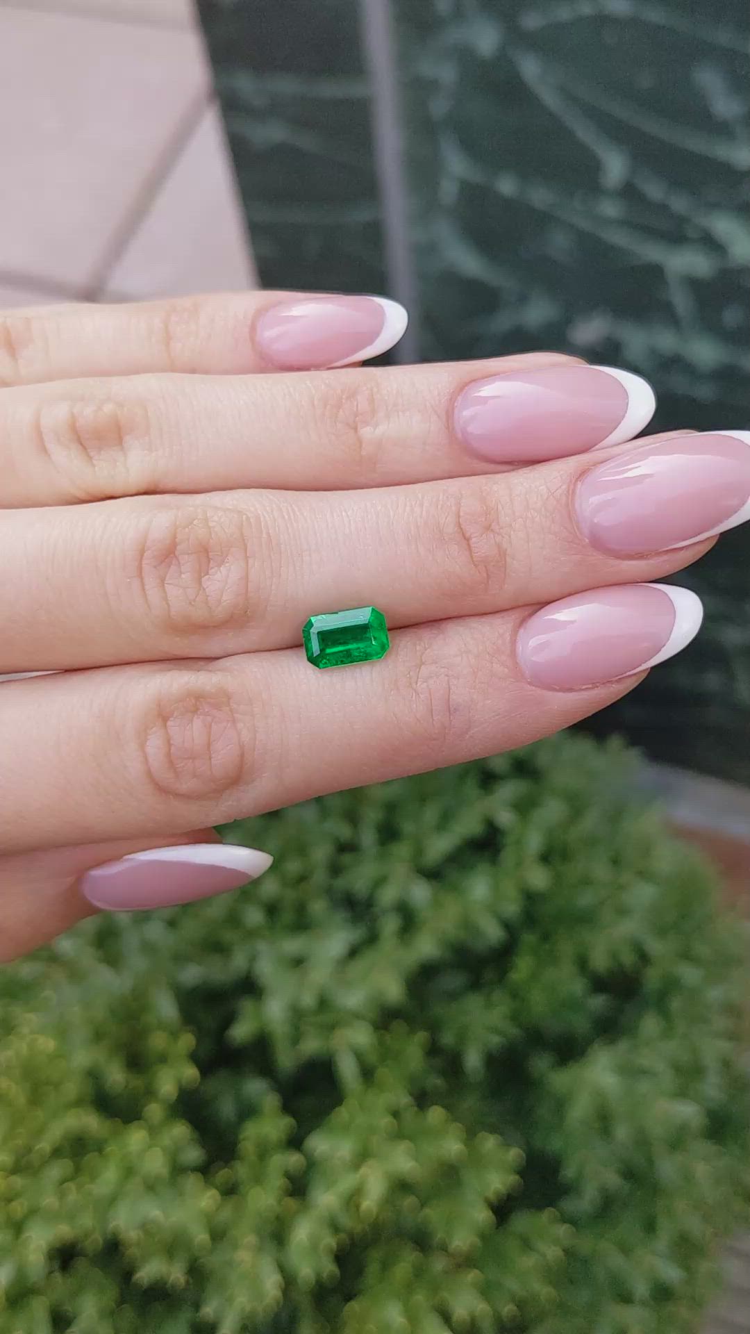 1.80 Ct. Emerald from Colombia Size Video