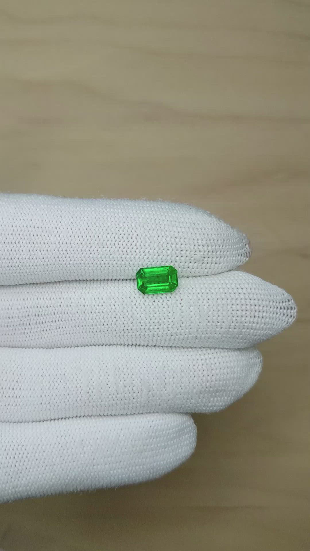 1.80 Ct. Emerald from Colombia Size Video