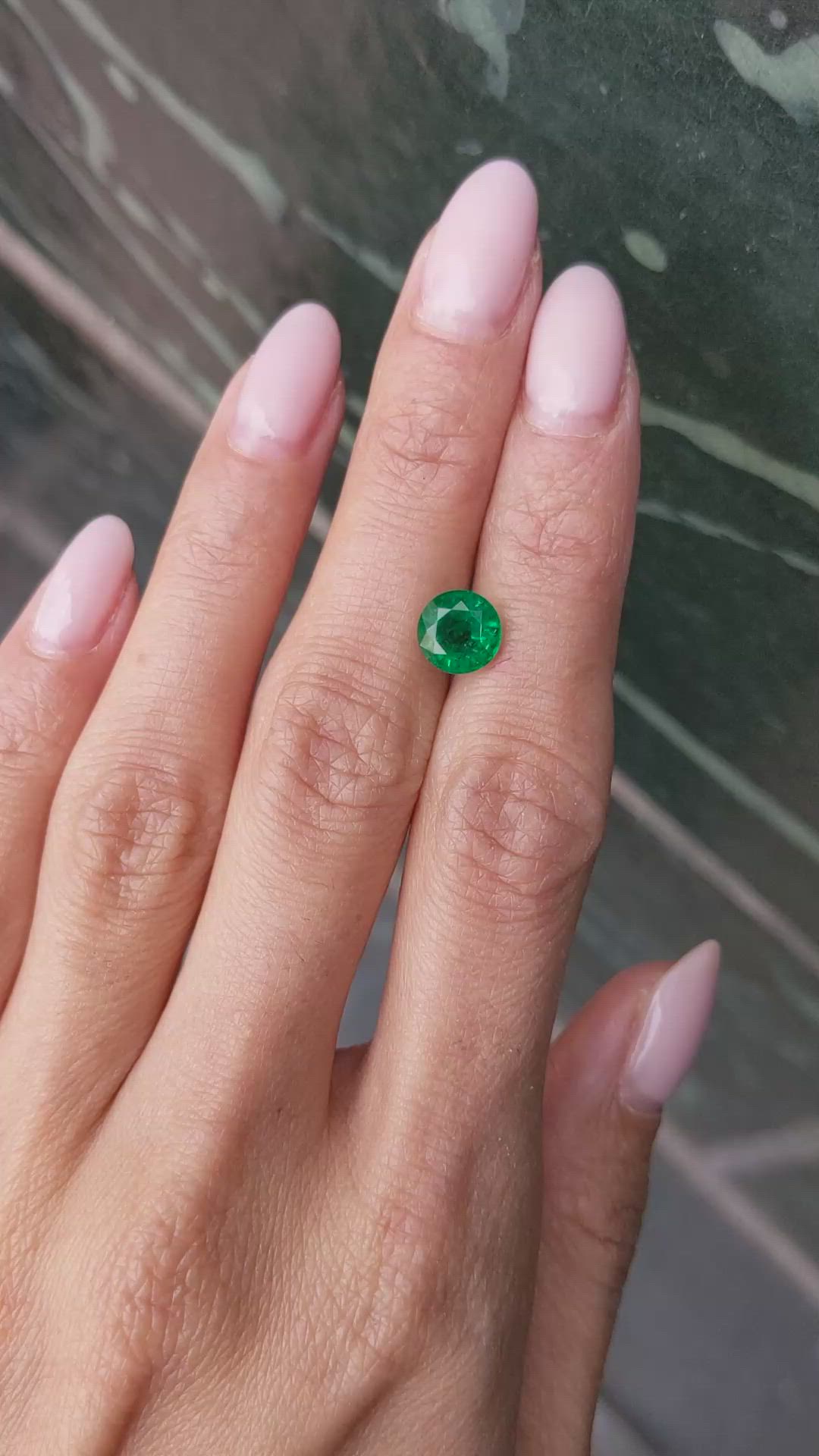 1.64 Ct. Emerald from Zambia Size Video