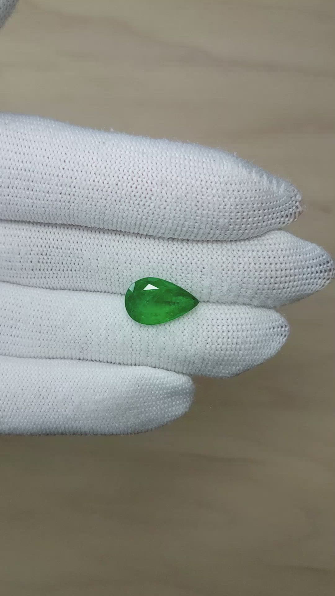 4.53 Ct. Emerald from Zambia Size Video