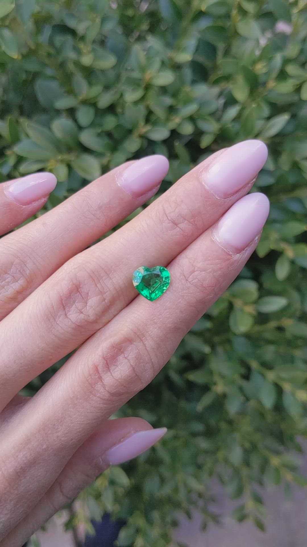 1.86 Ct. Emerald from Zambia Size Video