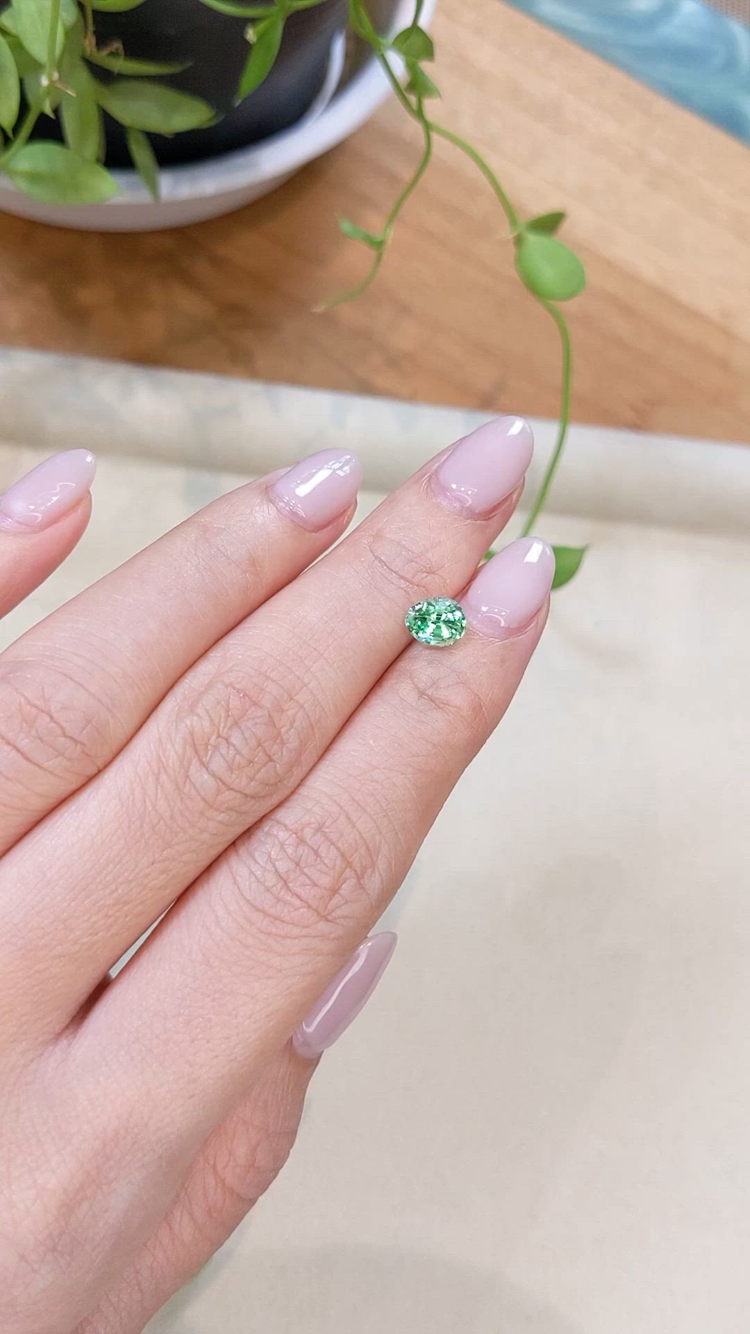 1.02 Ct. Emerald from Russia Size Video