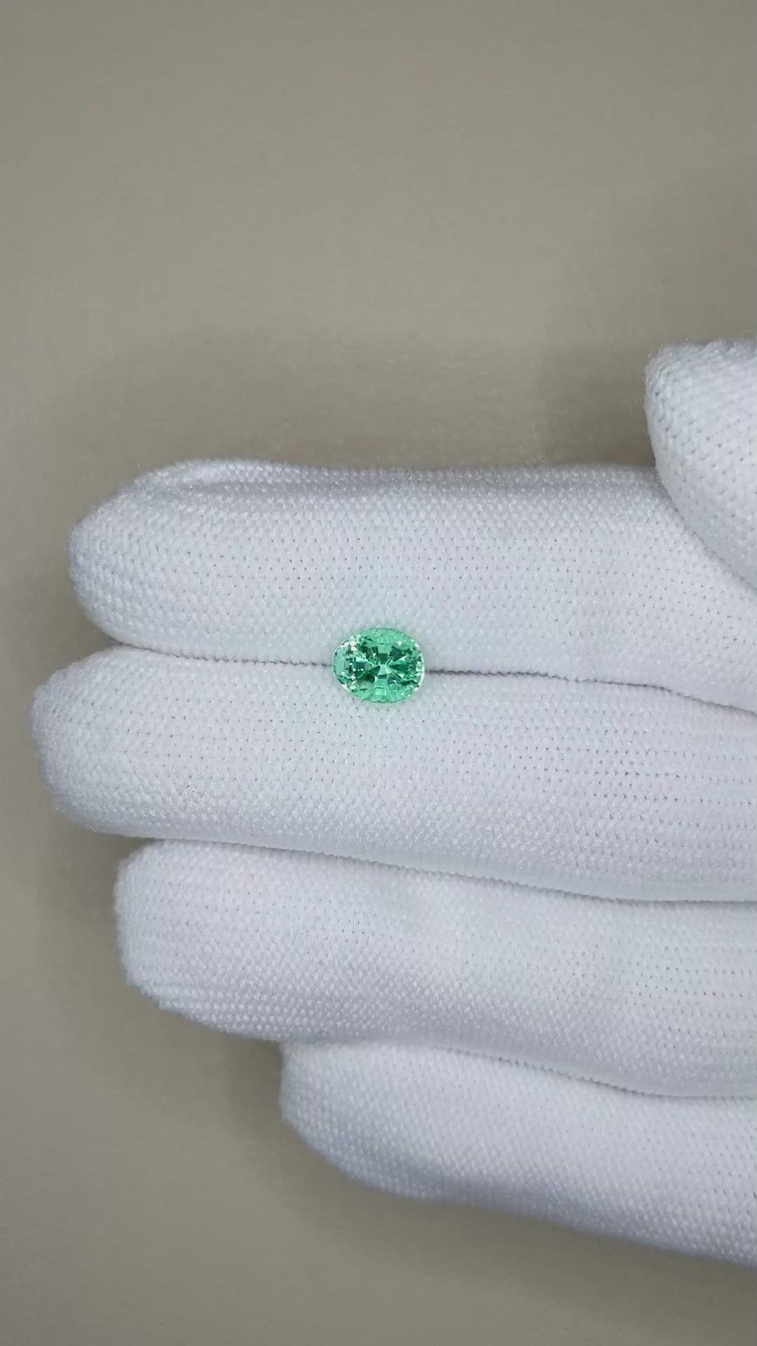 1.02 Ct. Emerald from Russia Size Video
