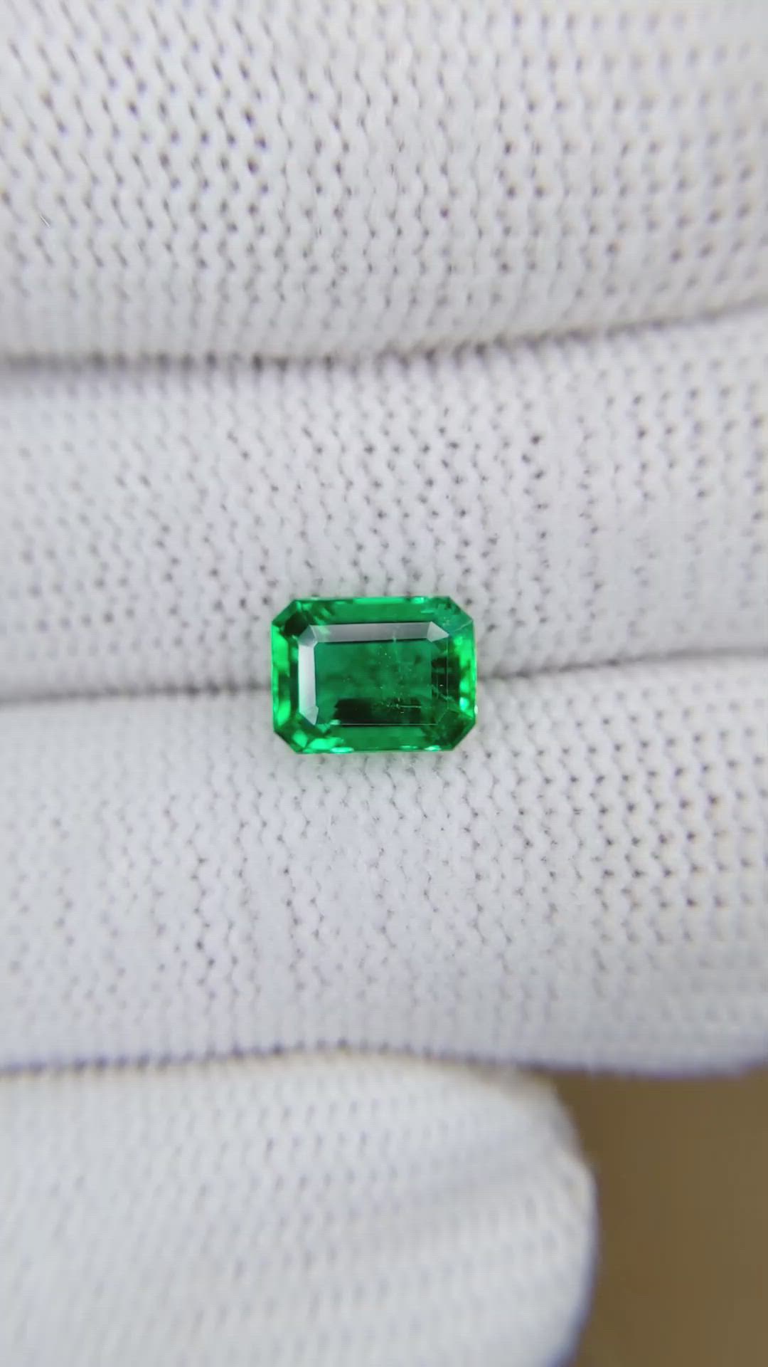 1.52 Ct. Emerald from Zambia Size Video