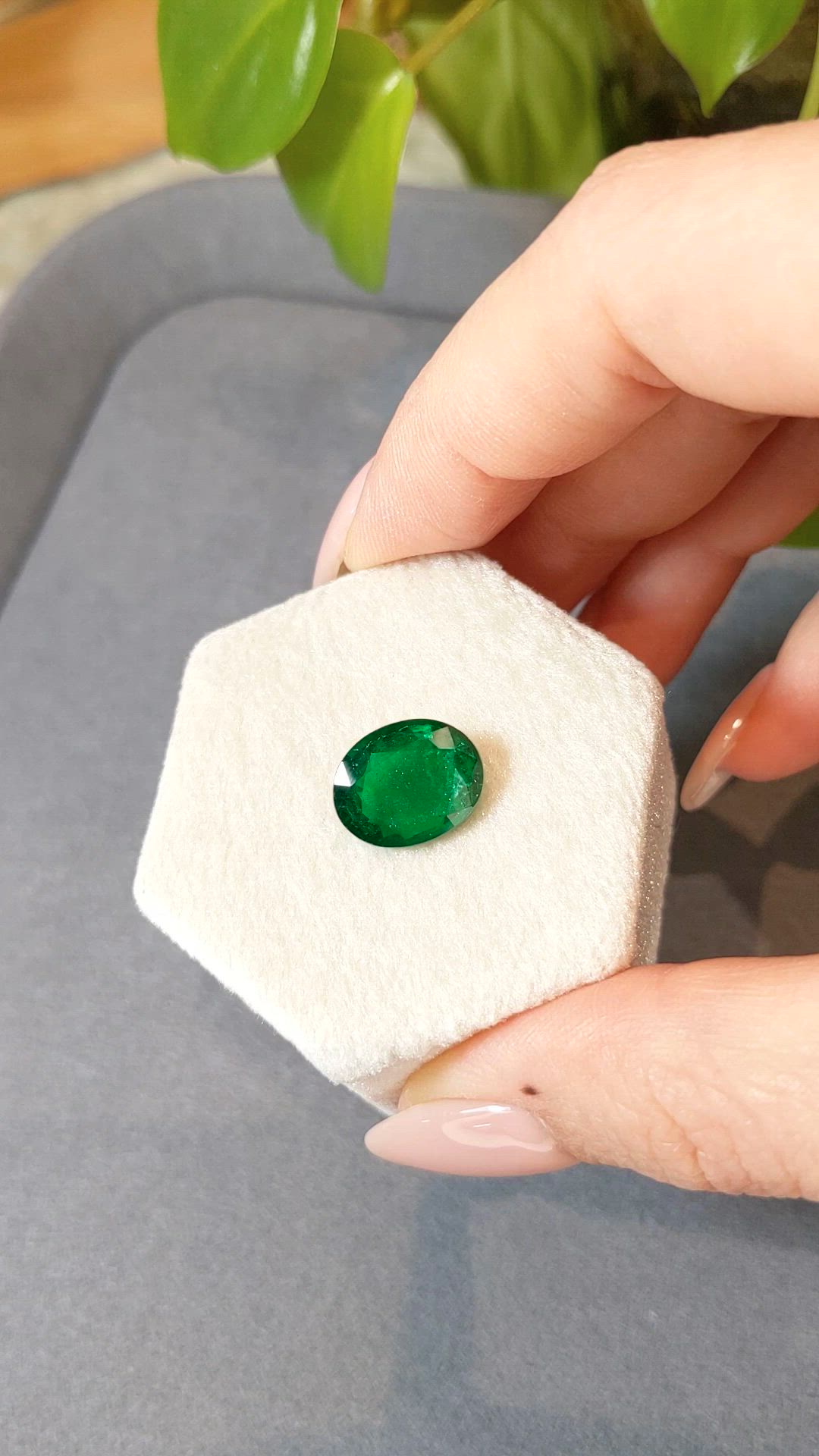 4.00 Ct. Emerald from Zambia Size Video