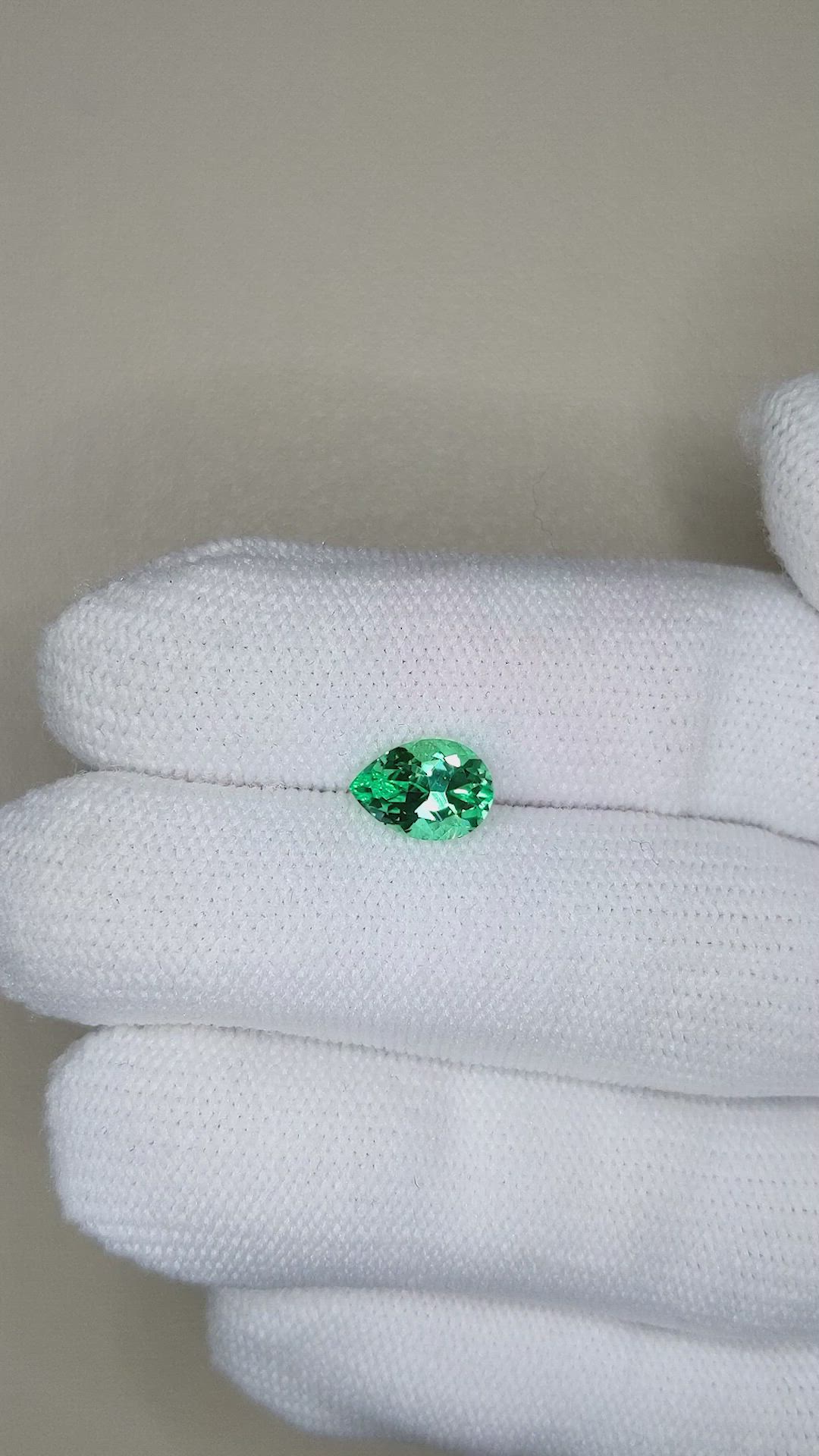1.32 Ct. Emerald from Russia Size Video