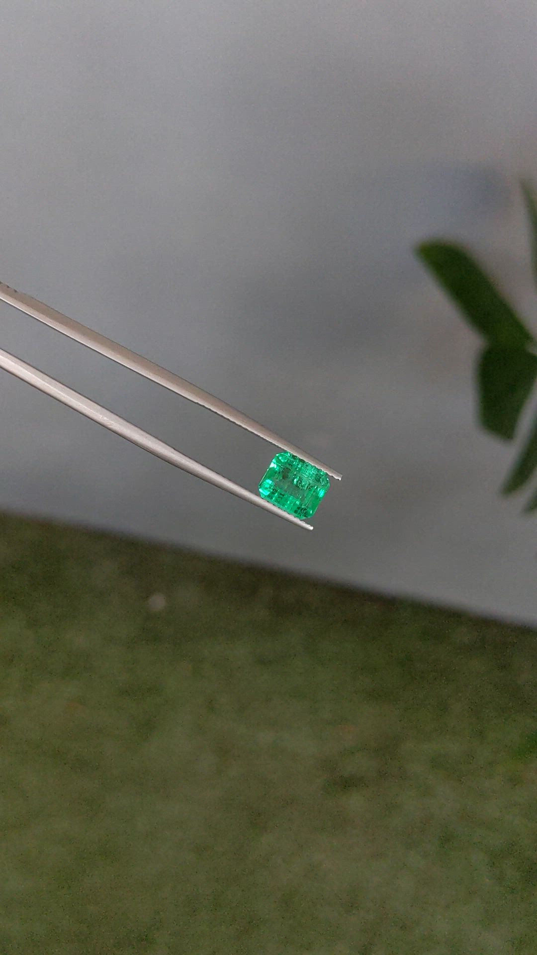 1.77 Ct. Emerald from Russia Size Video