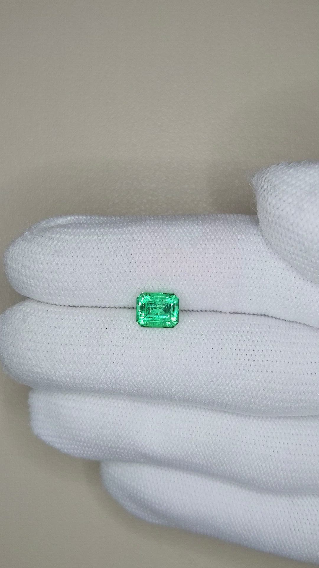 1.51 Ct. Emerald from Russia Size Video