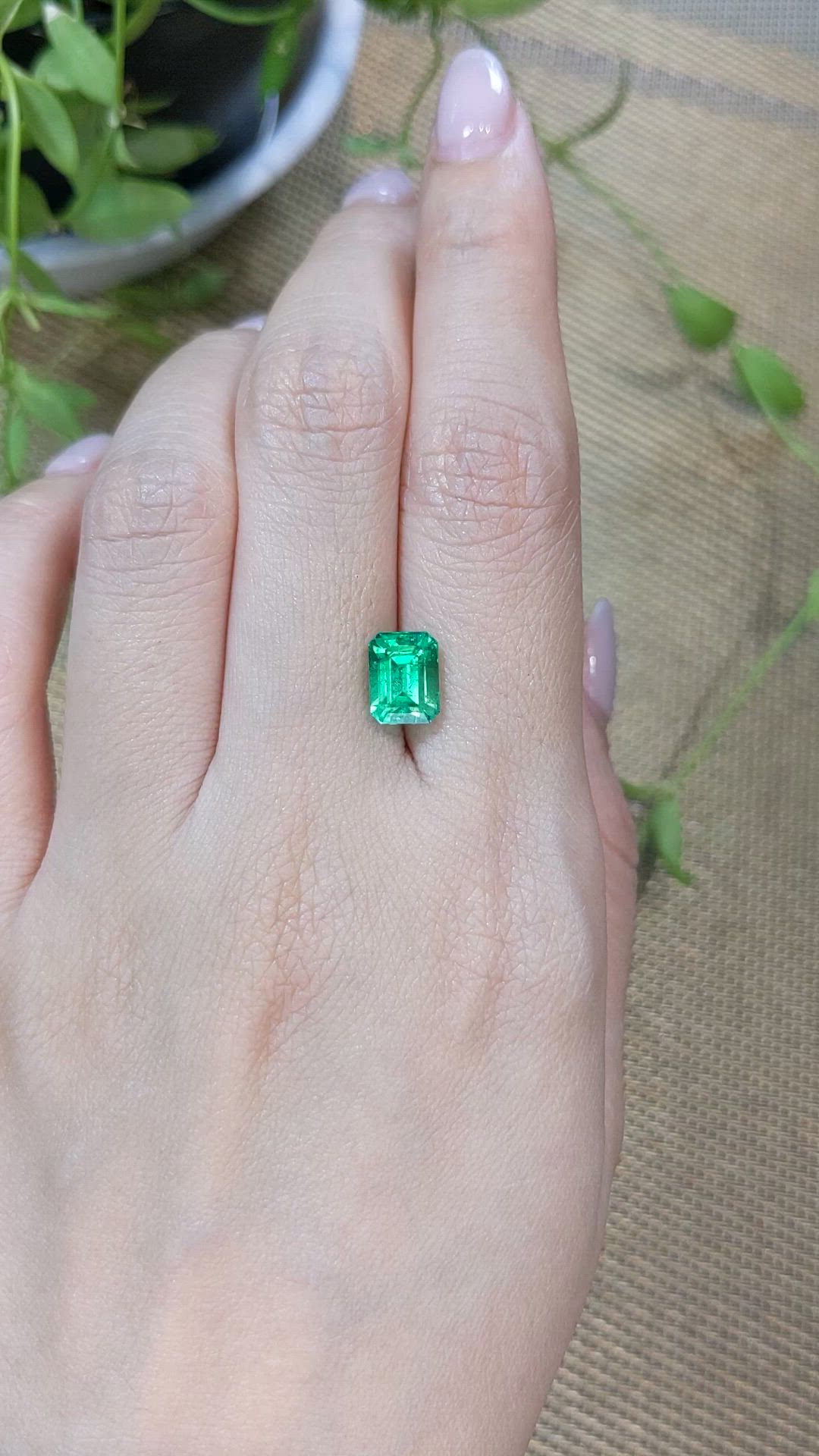 2.50 Ct. Emerald from Russia Size Video