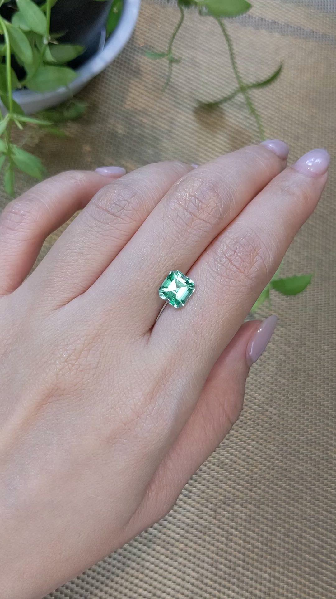 2.30 Ct. Emerald from Russia Size Video
