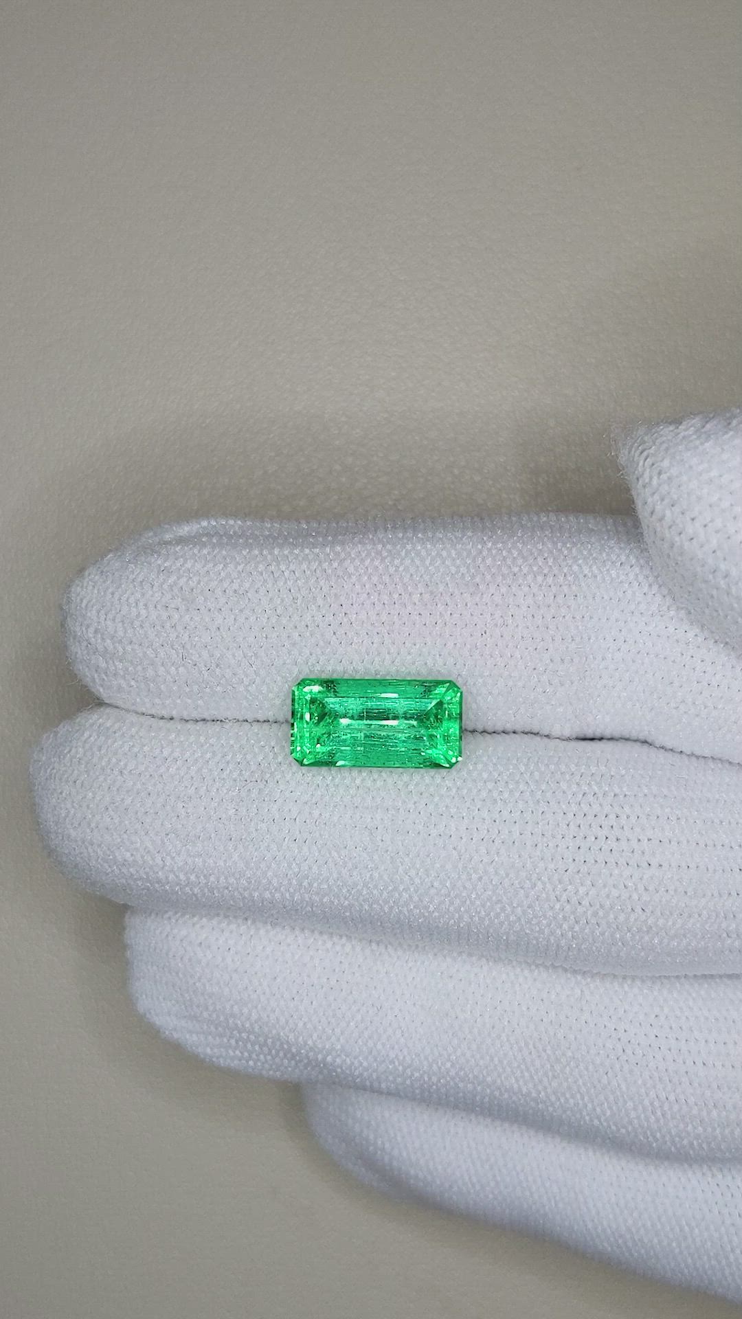 3.68 Ct. Emerald from Russia Size Video