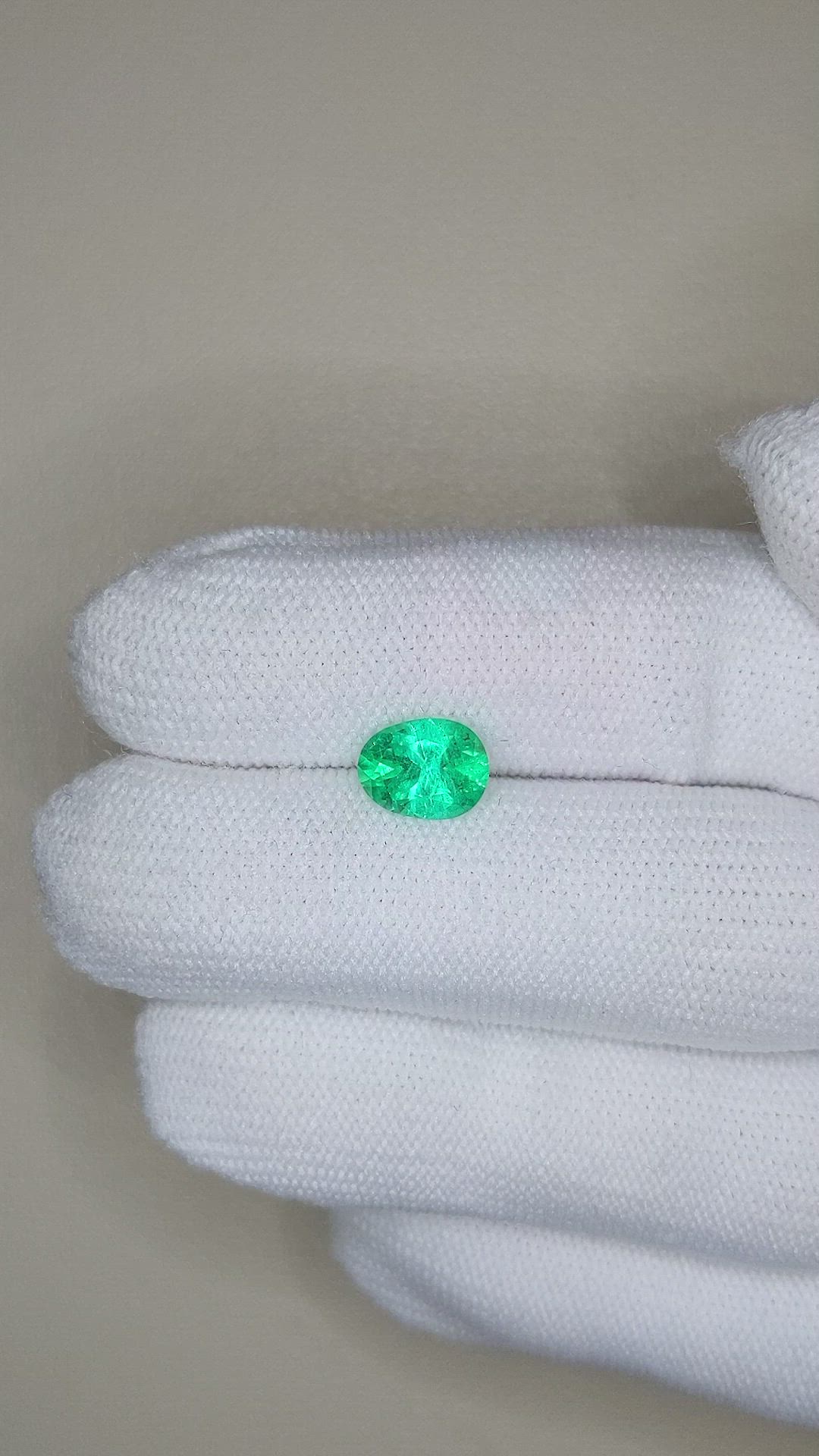 1.36 Ct. Emerald from Russia Size Video