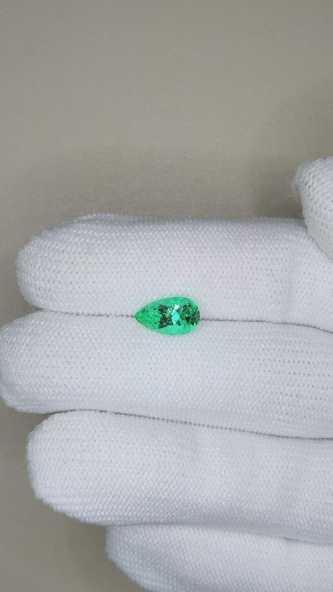 1.32 Ct. Emerald from Russia Size Video