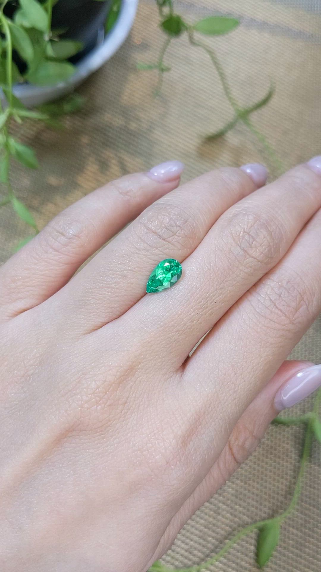 1.32 Ct. Emerald from Russia Size Video