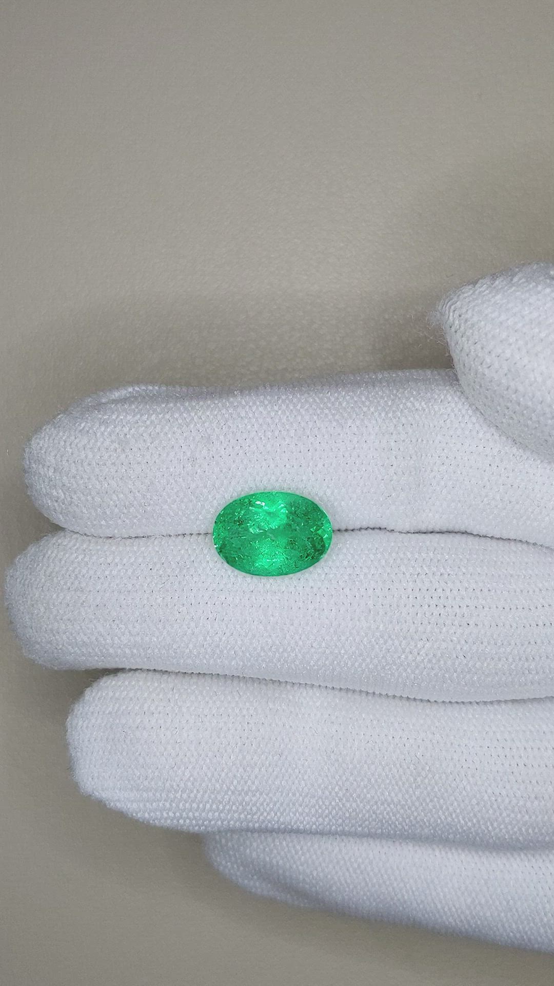 3.64 Ct. Emerald from Russia Size Video