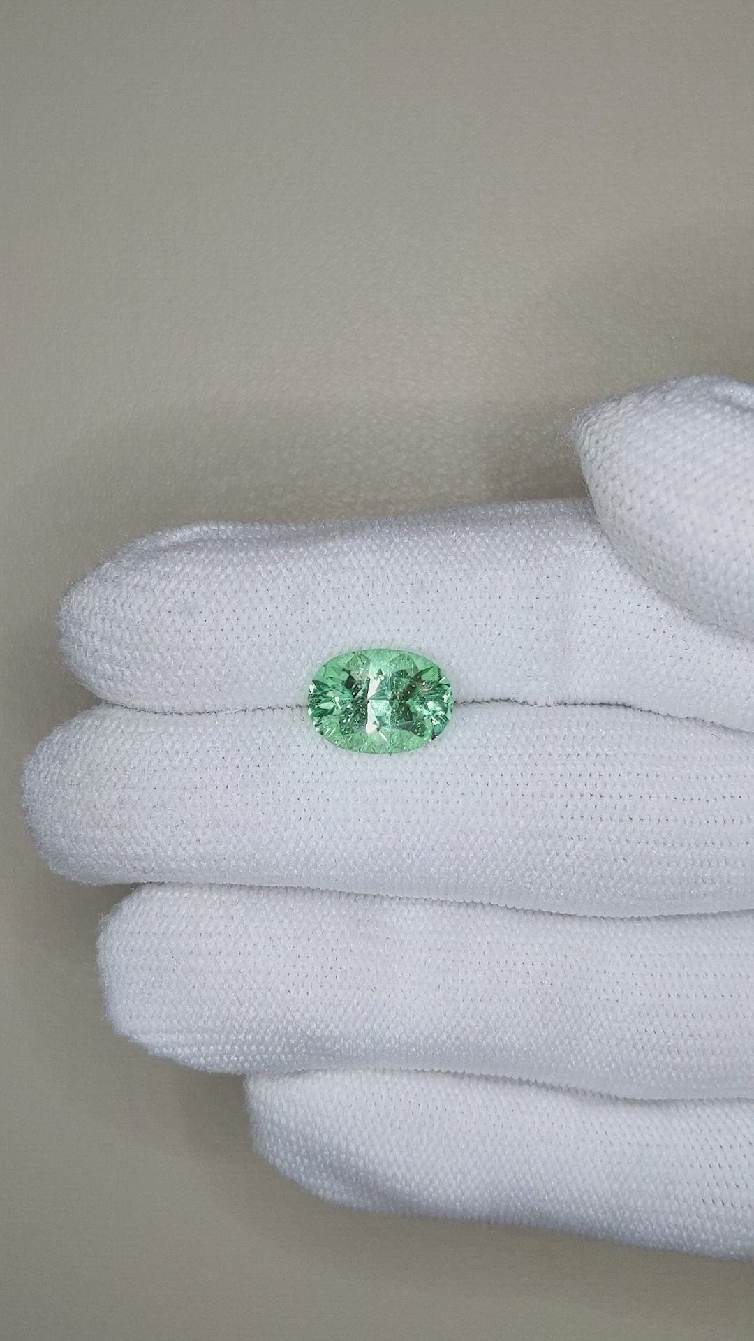 2.83 Ct. Emerald from Russia Size Video