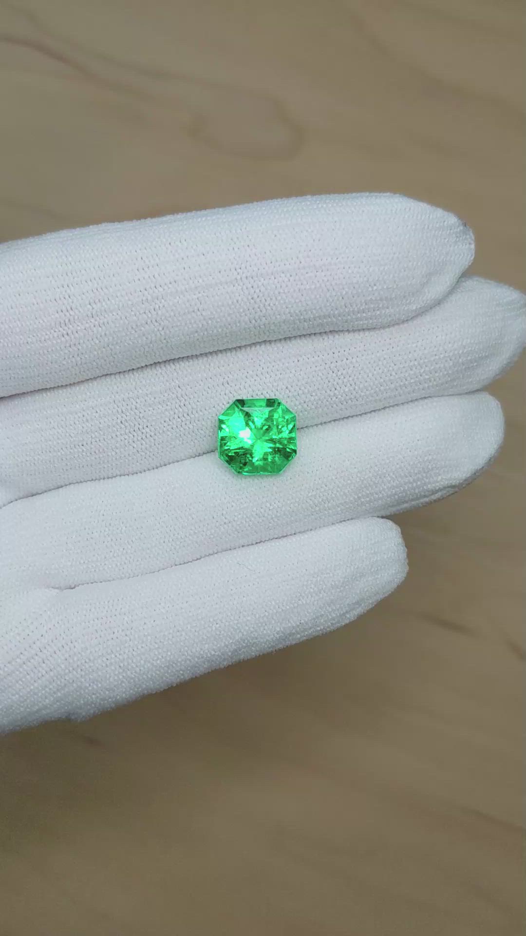 5.61 Ct. Emerald from Colombia Size Video
