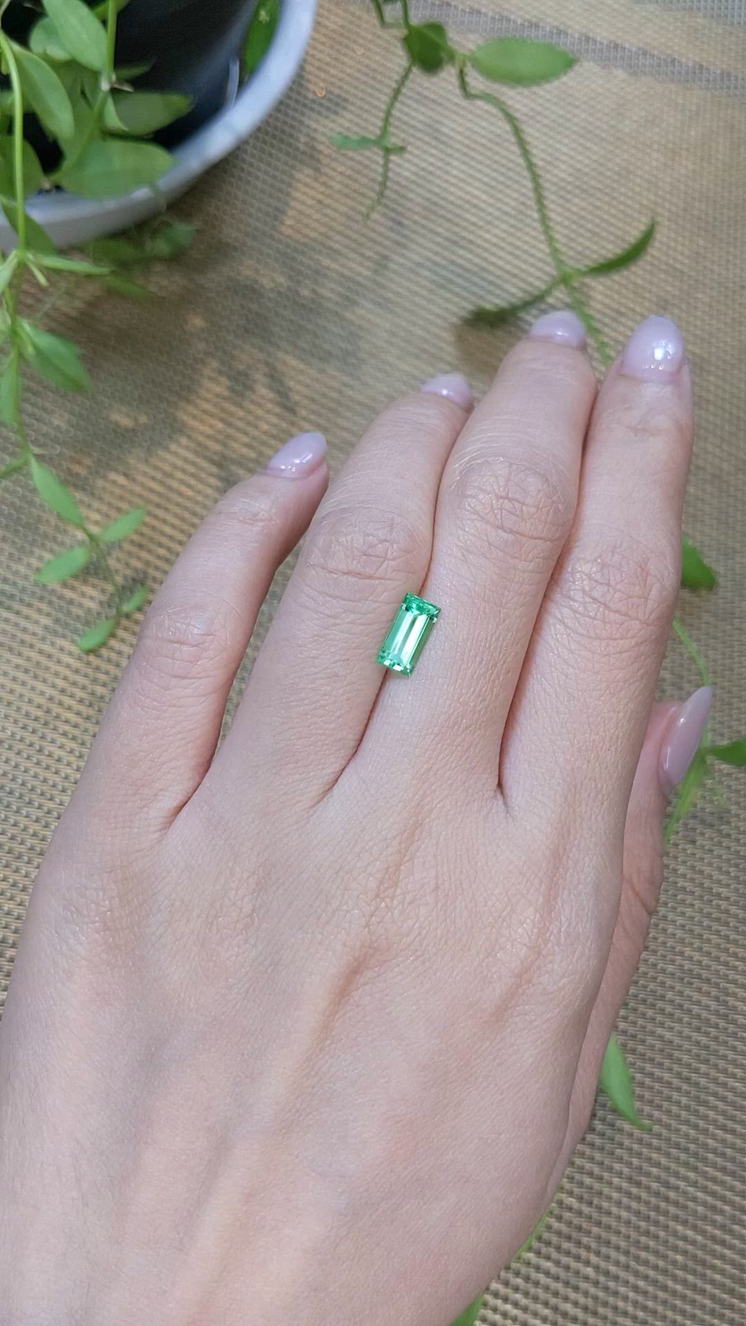 1.08 Ct. Emerald from Russia Size Video