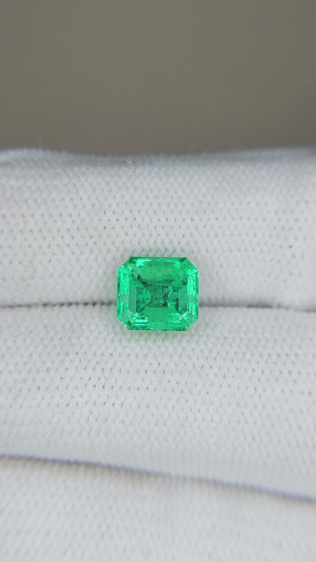 1.83 Ct. Emerald from Russia Size Video