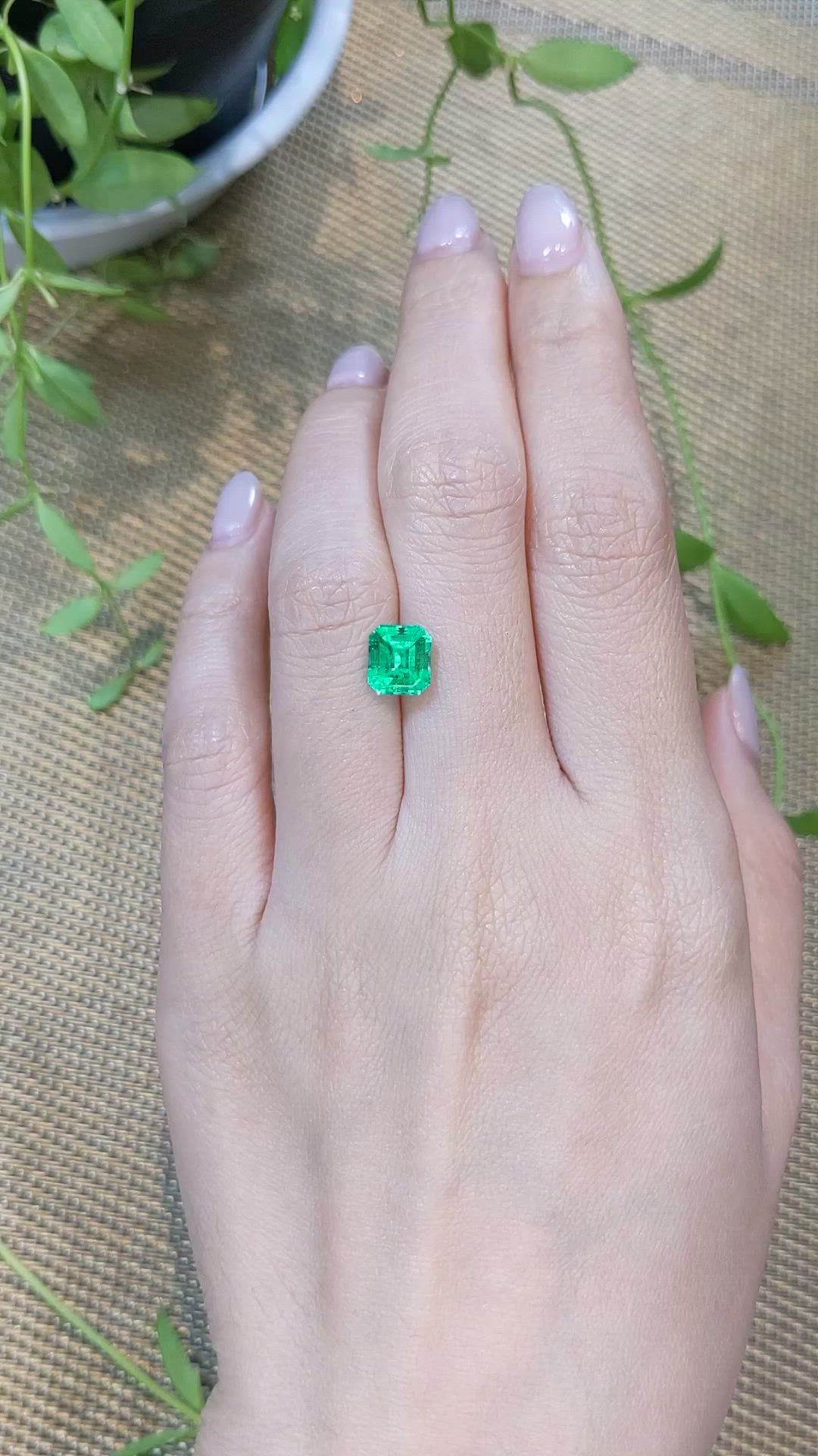 1.83 Ct. Emerald from Russia Size Video