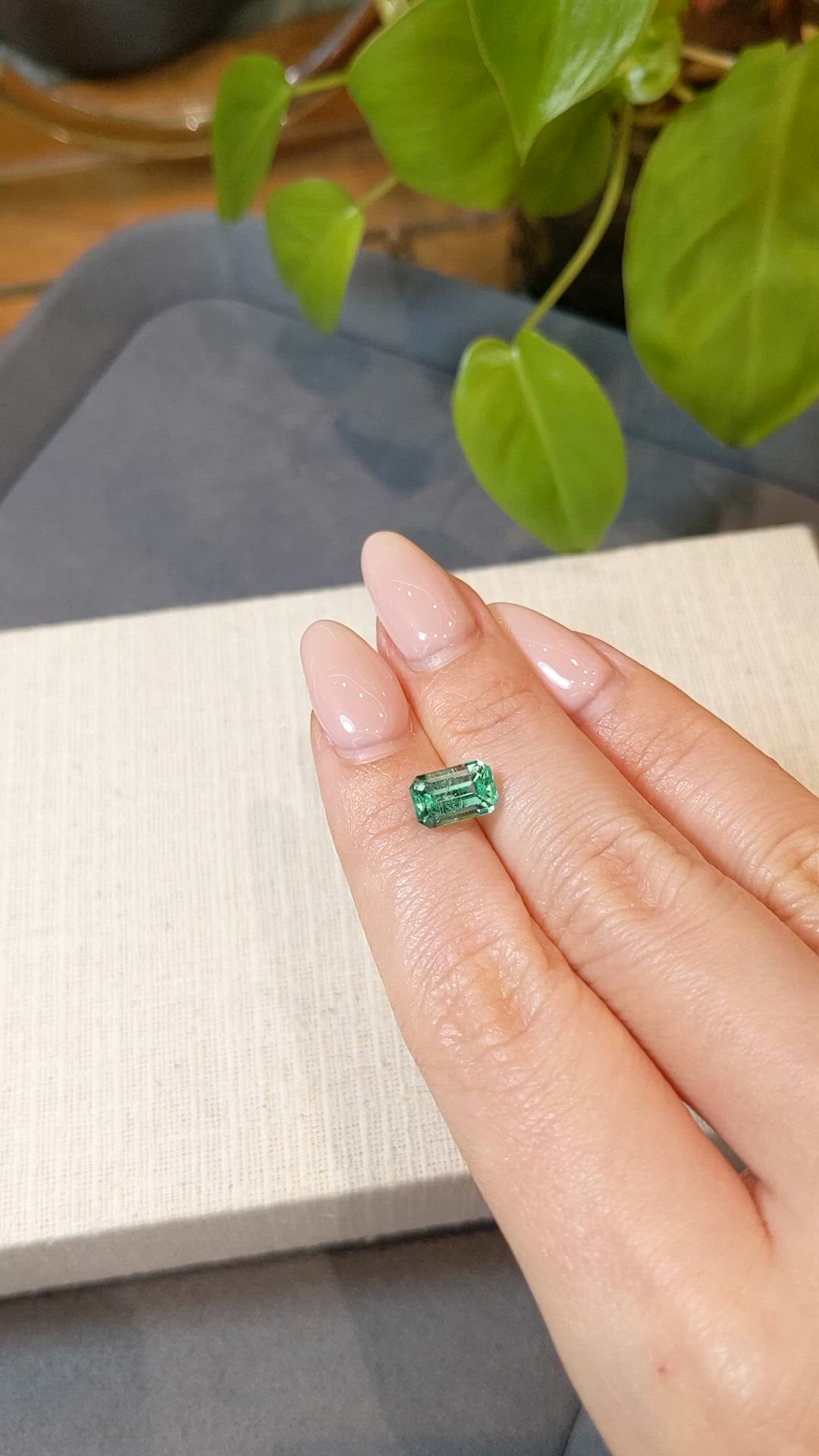 1.93 Ct. Emerald from Russia Size Video