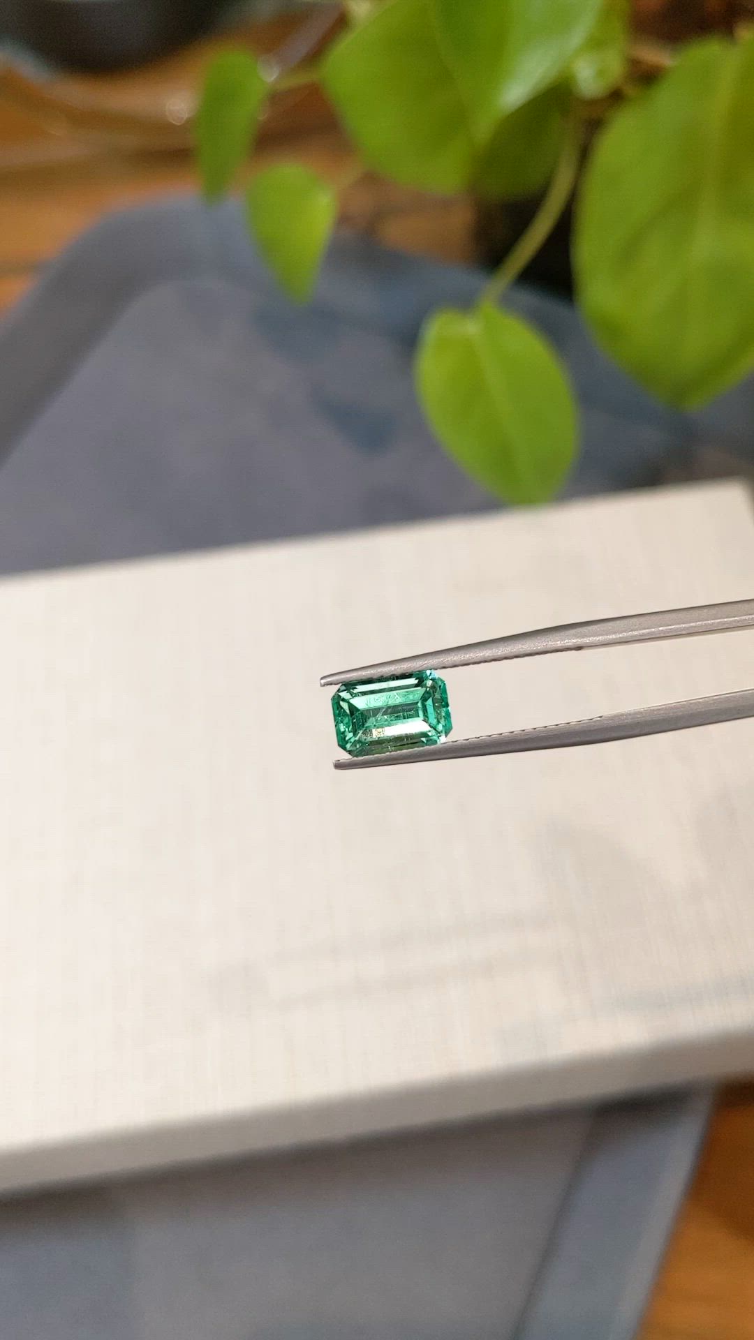 1.93 Ct. Emerald from Russia Size Video