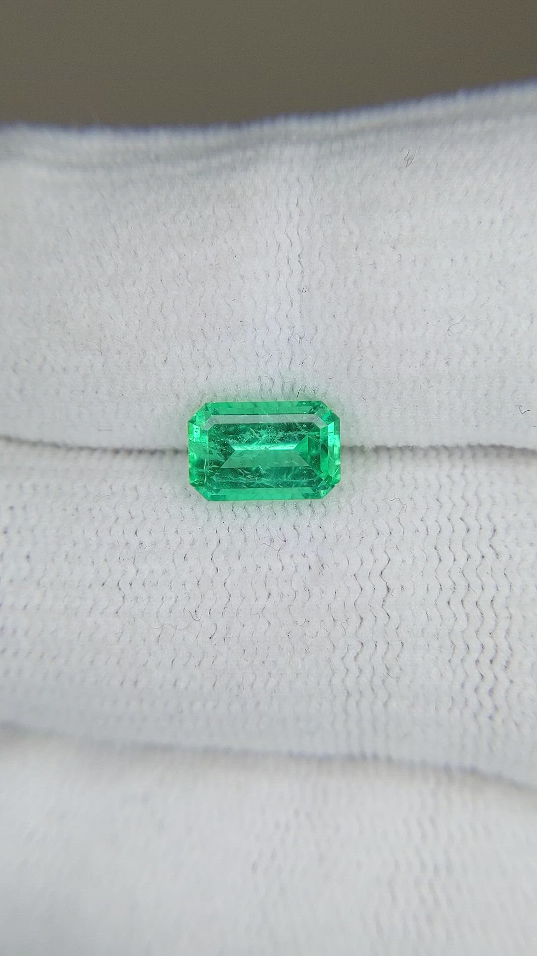1.34 Ct. Emerald from Russia Size Video