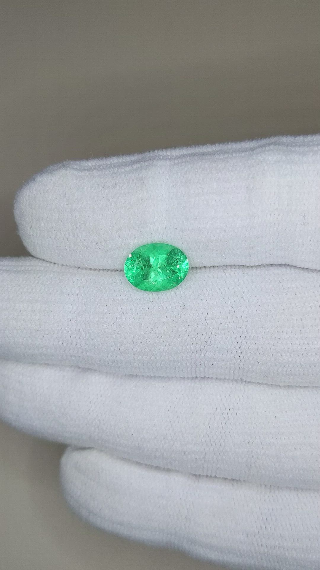 2.07 Ct. Emerald from Russia Size Video