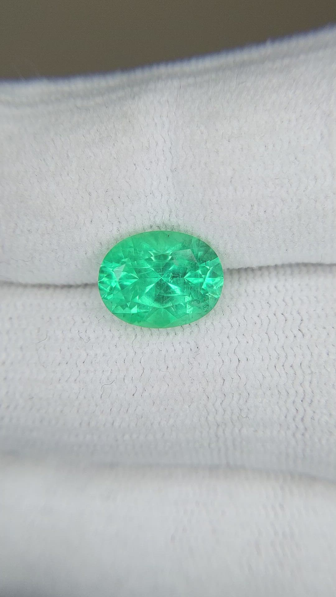 2.97 Ct. Emerald from Russia Size Video