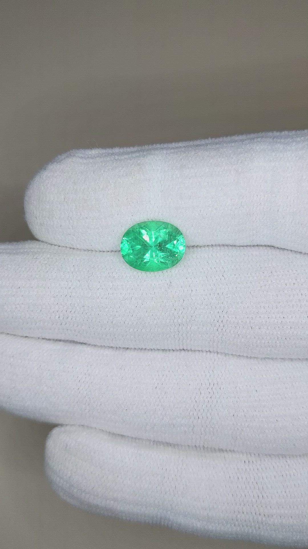 2.97 Ct. Emerald from Russia Size Video