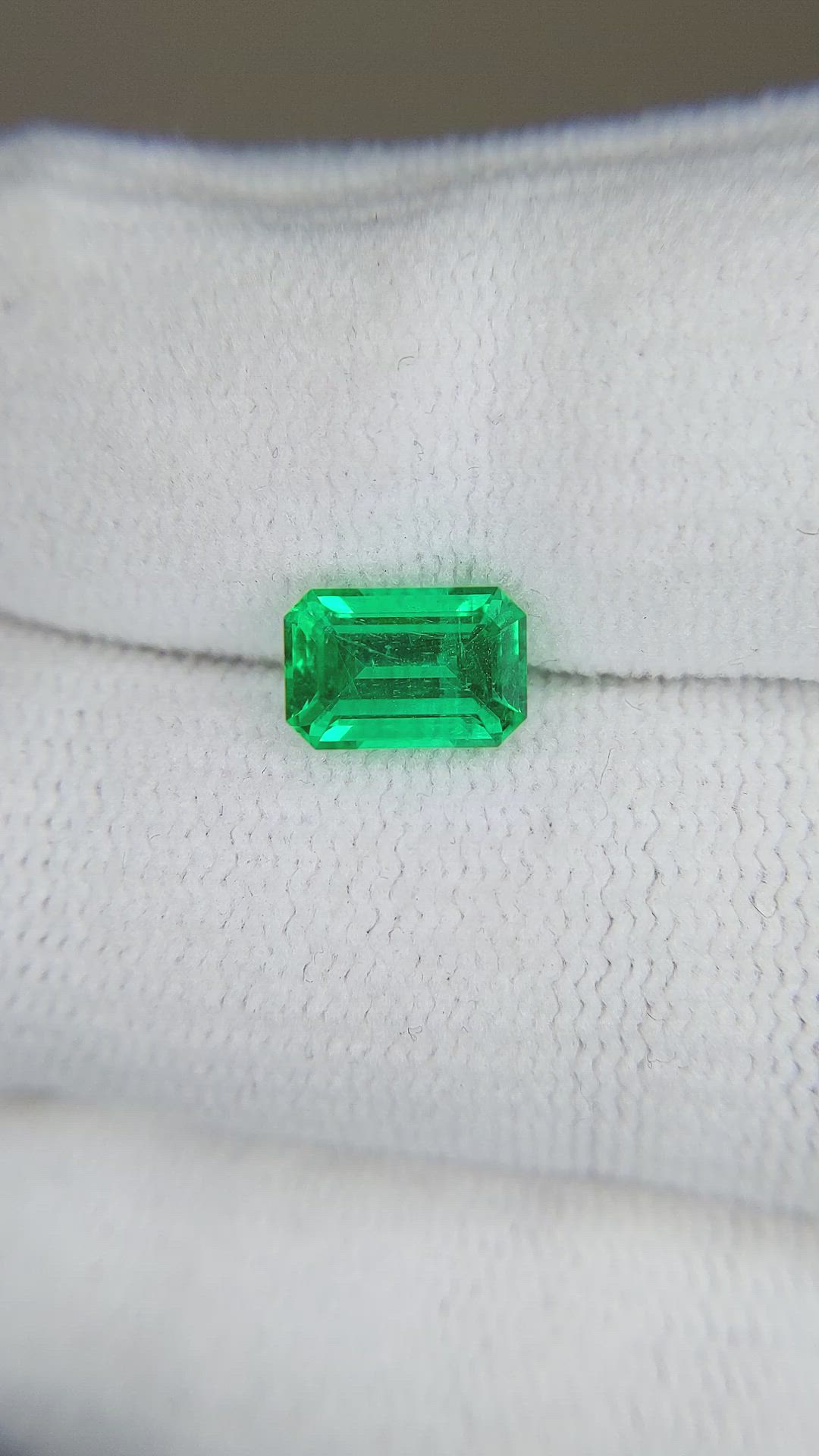 1.49 Ct. Emerald from Russia Size Video