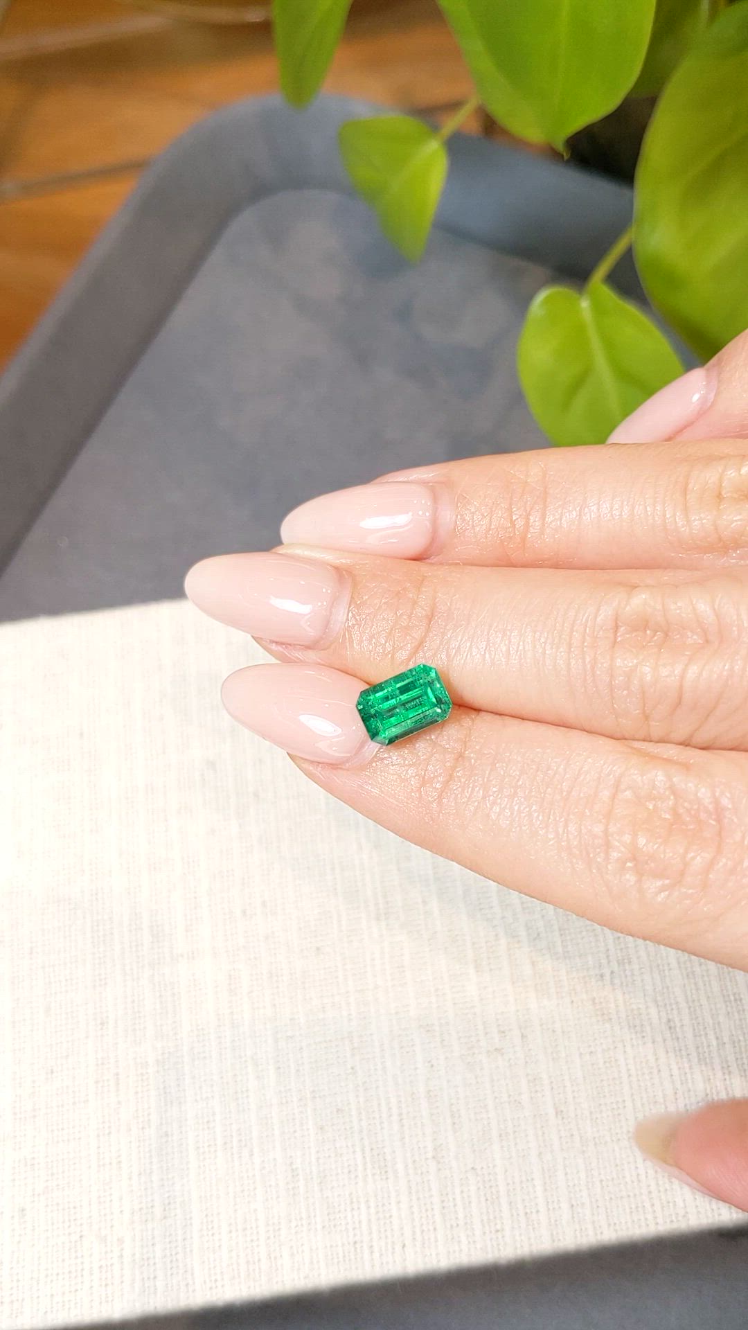 2.11 Ct. Emerald from Russia Size Video