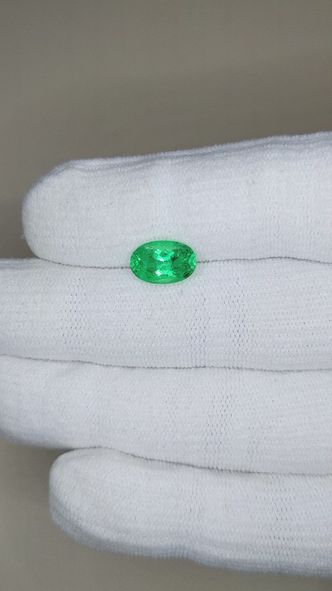 2.11 Ct. Emerald from Russia Size Video