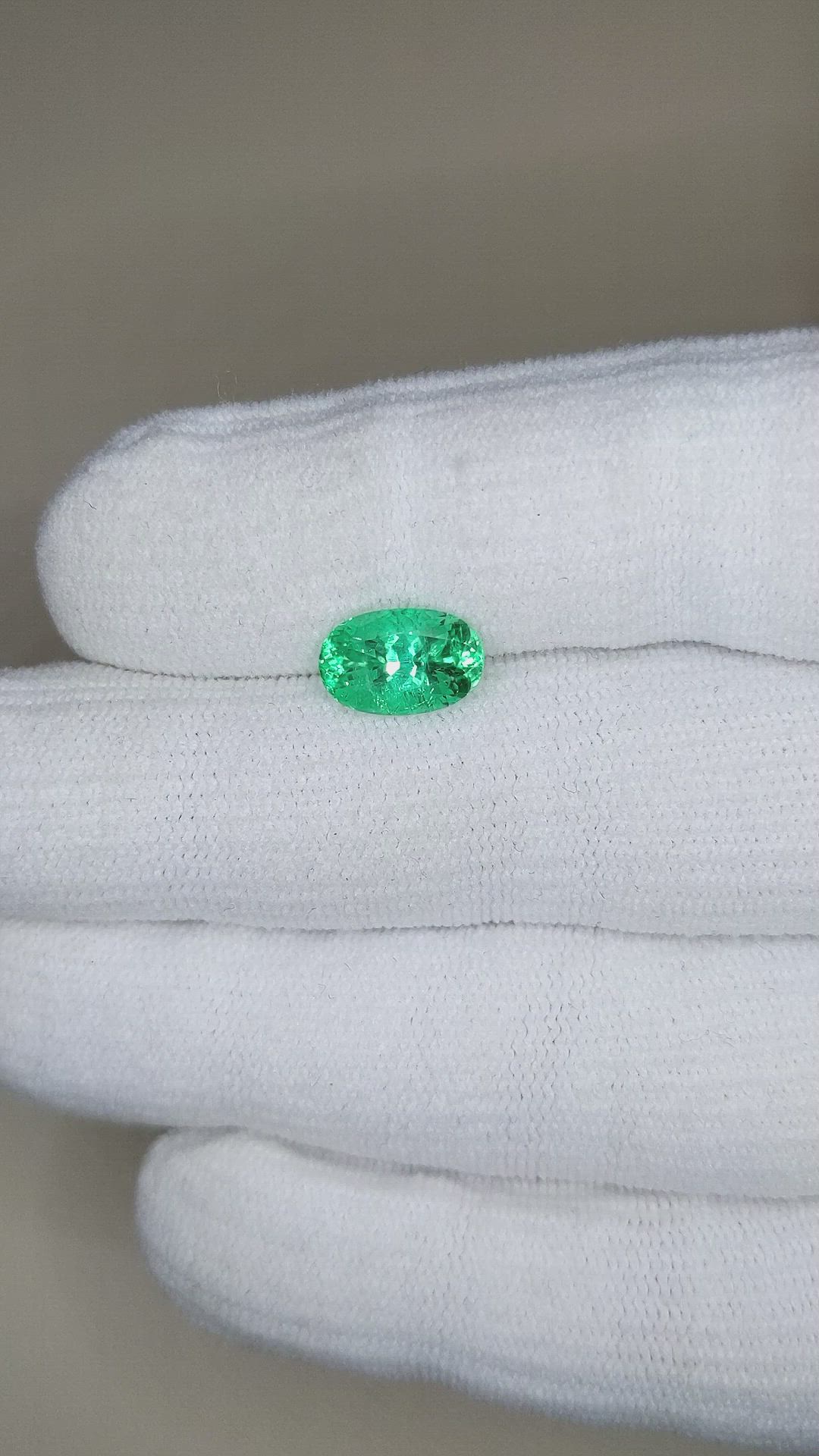 2.09 Ct. Emerald from Russia Size Video