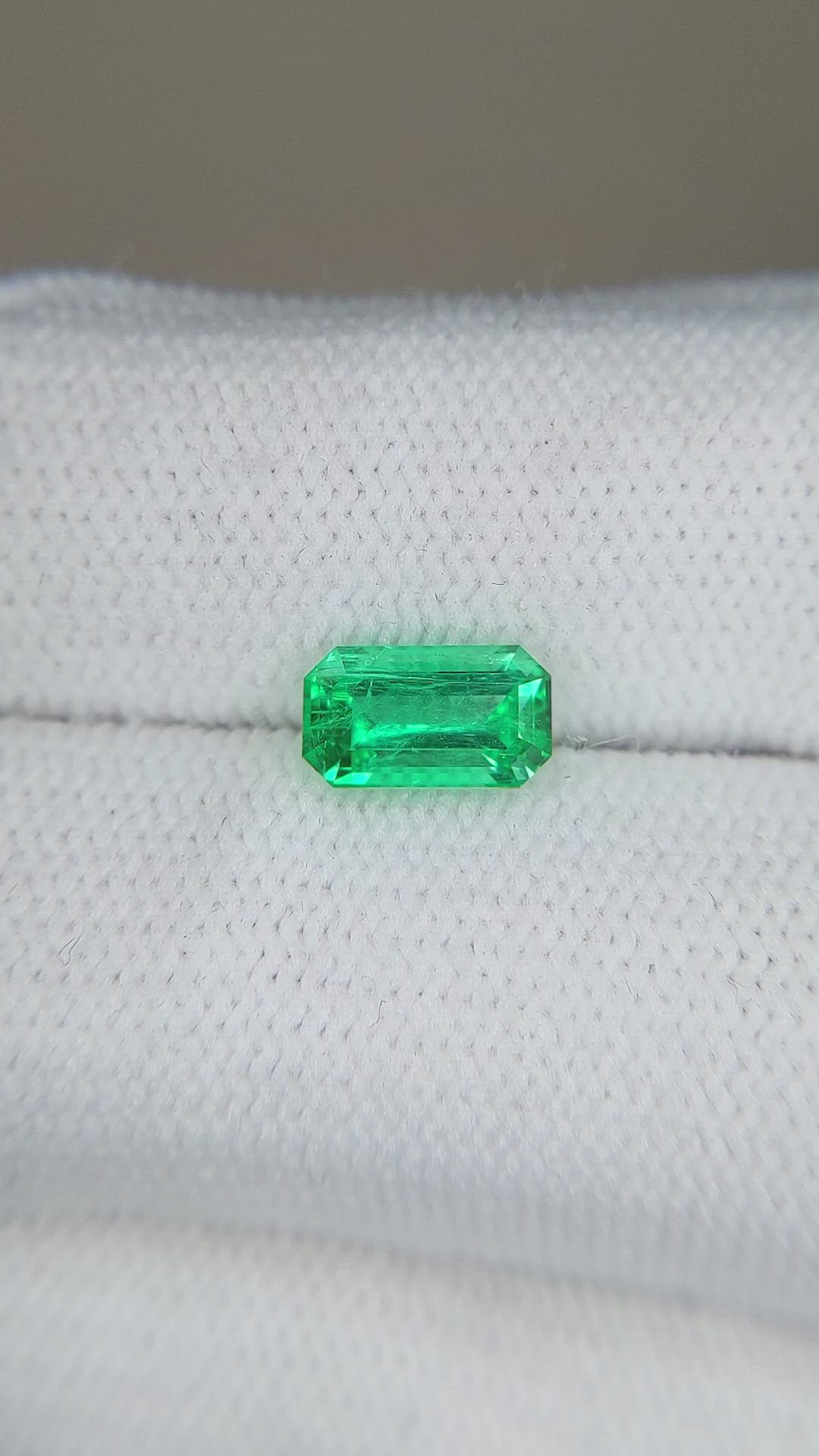 1.10 Ct. Emerald from Russia Size Video