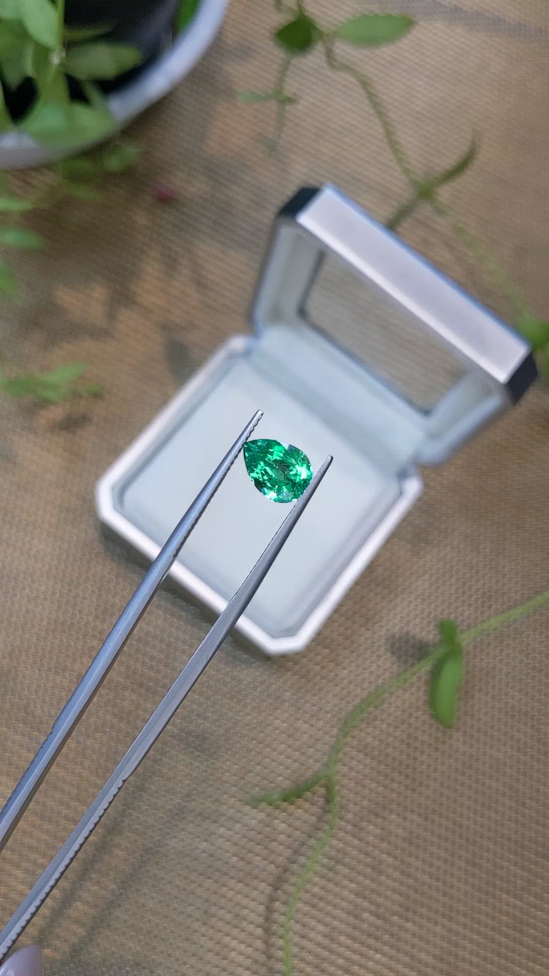 1.94 Ct. Emerald from Russia Size Video