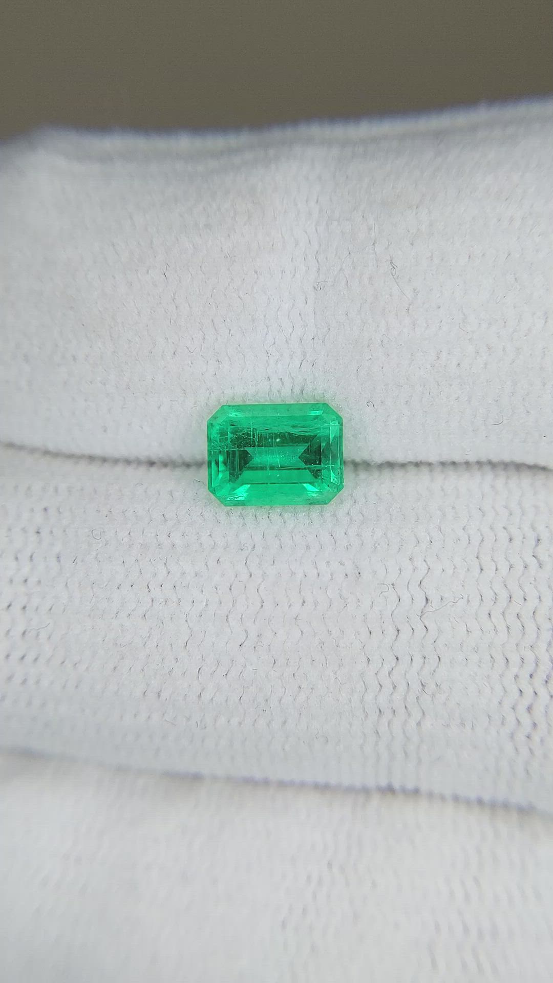 1.24 Ct. Emerald from Russia Size Video