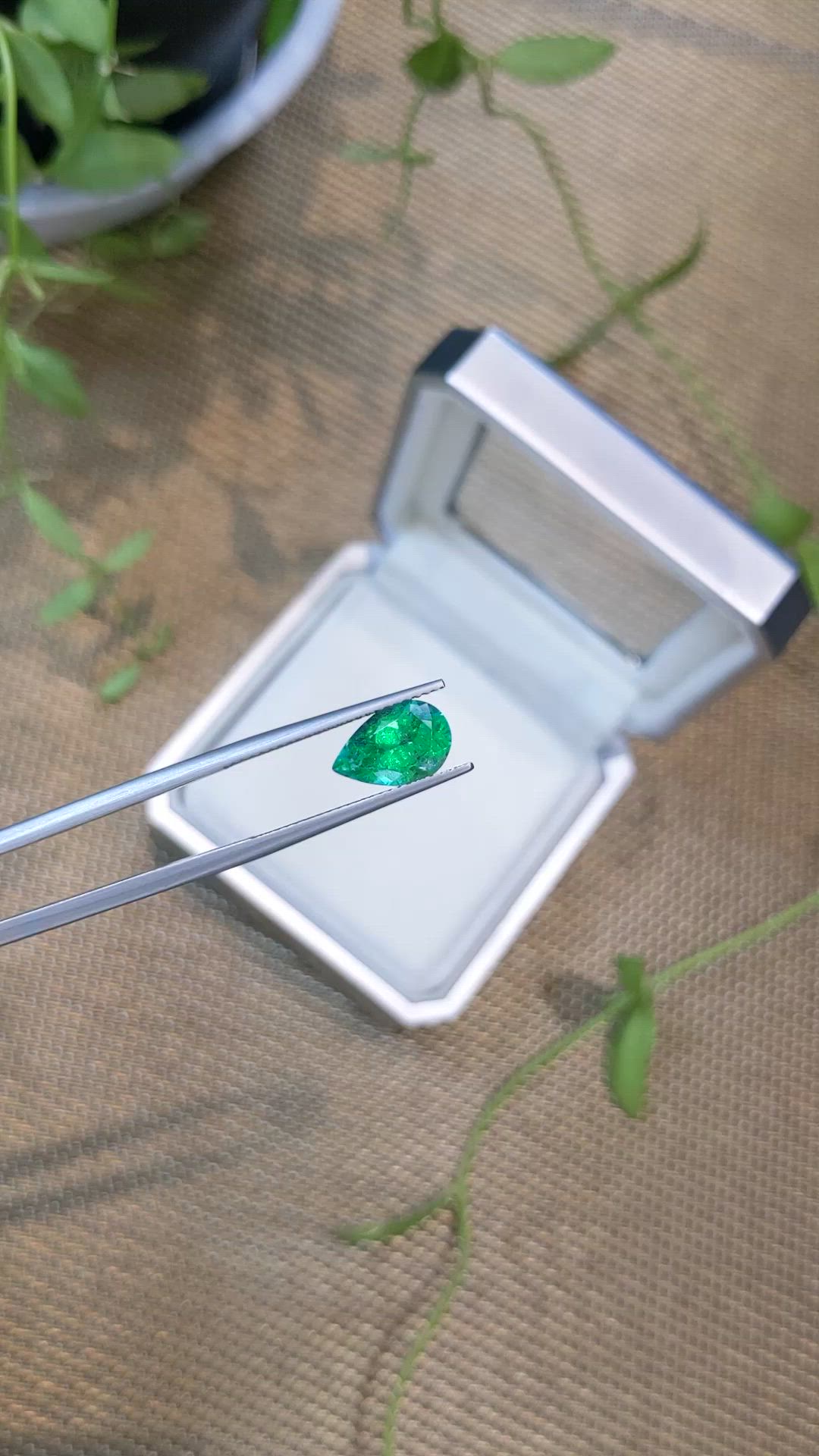 2.15 Ct. Emerald from Russia Size Video