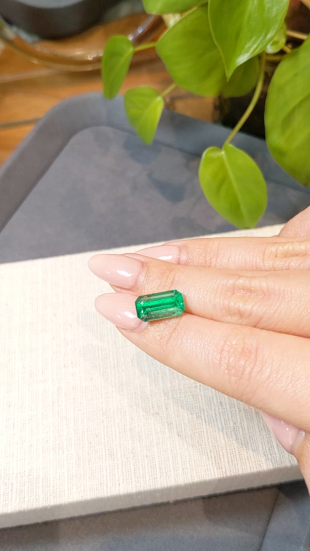 4.24 Ct. Emerald from Russia Size Video