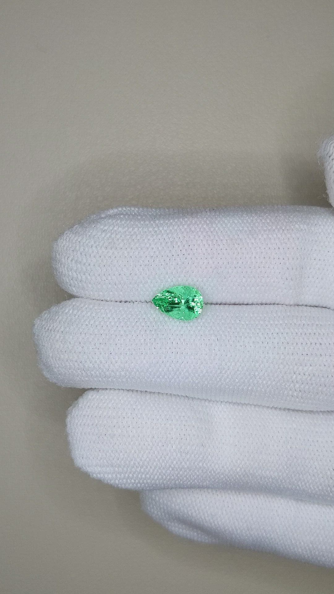 1.10 Ct. Emerald from Russia Size Video