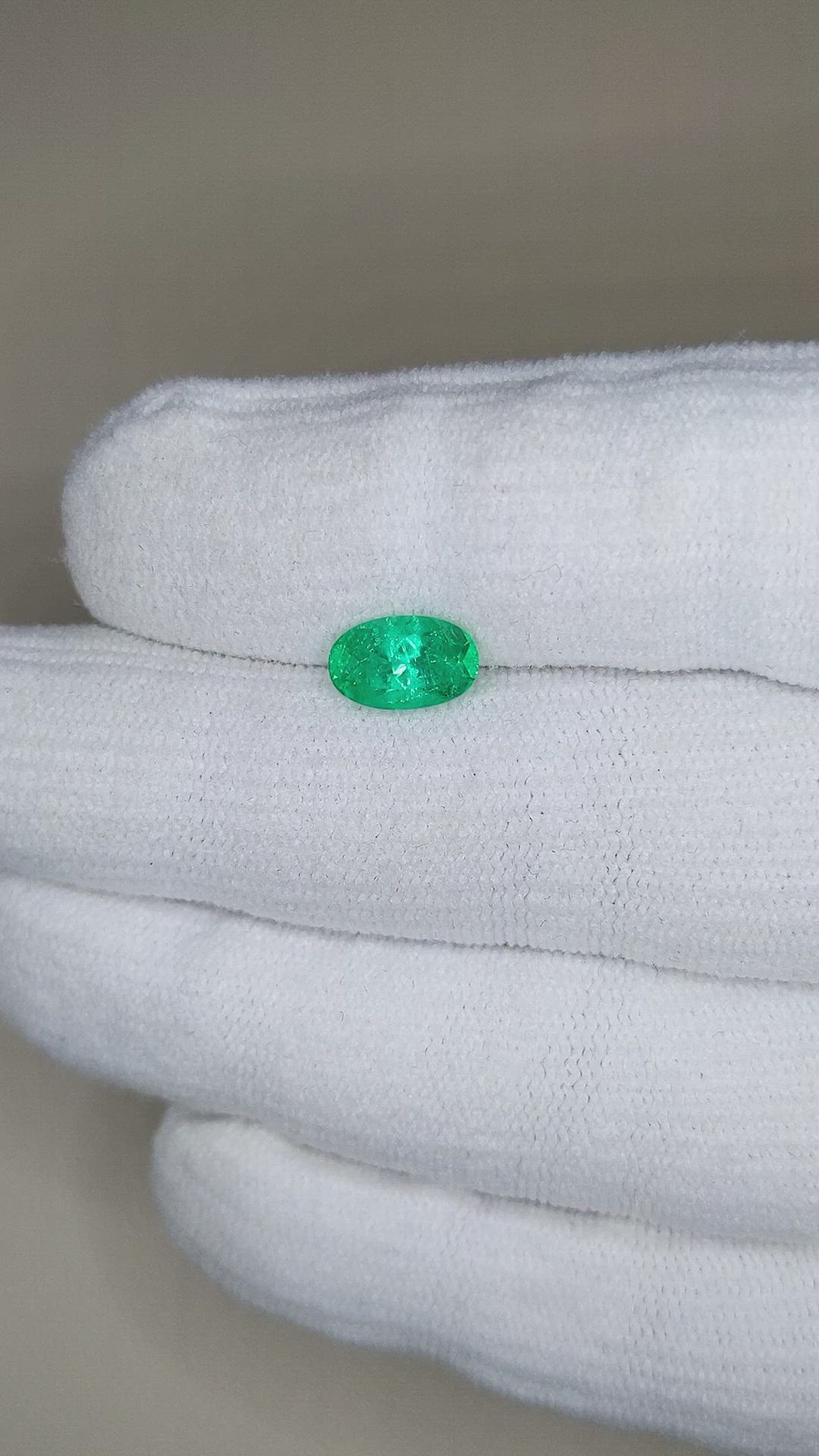 1.30 Ct. Emerald from Russia Size Video