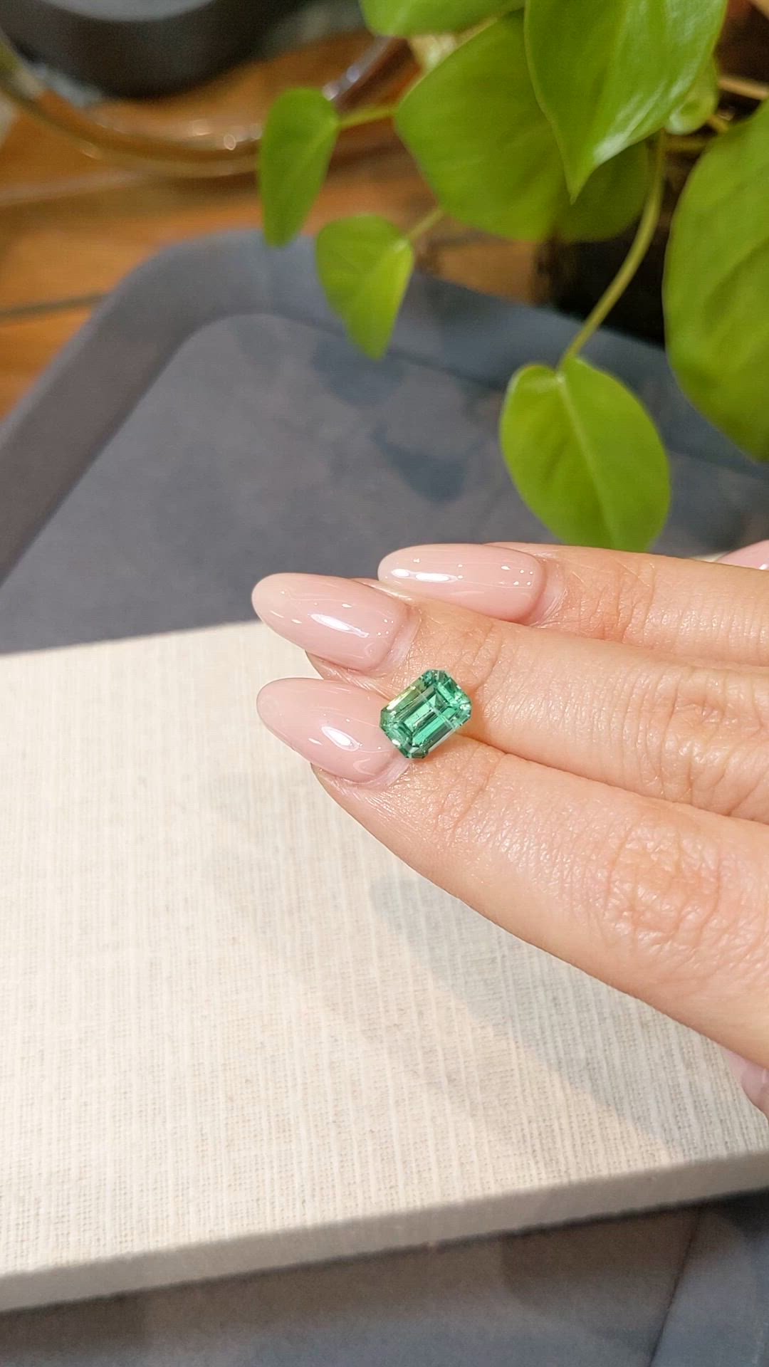 2.26 Ct. Emerald from Russia Size Video