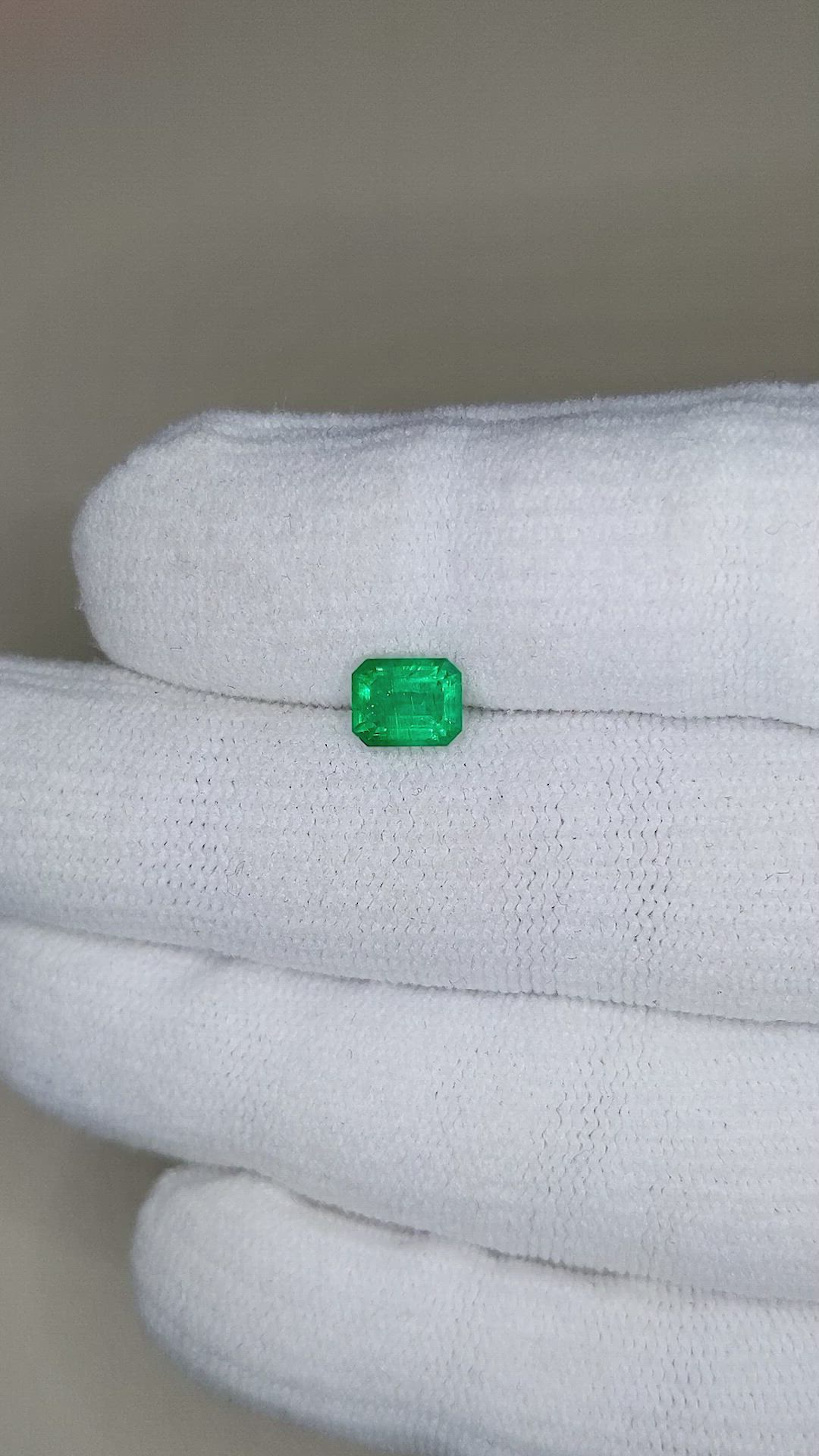 1.08 Ct. Emerald from Russia Size Video