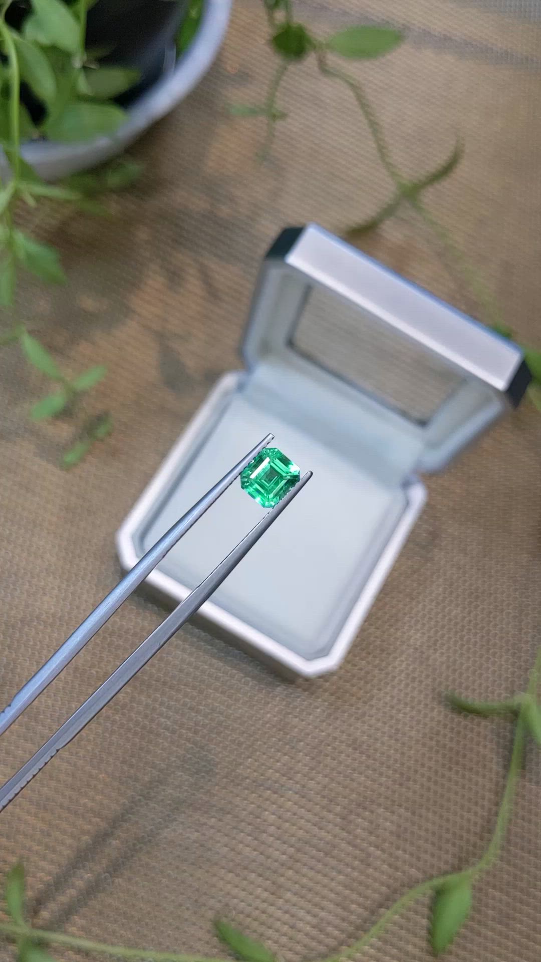 1.25 Ct. Emerald from Russia Size Video