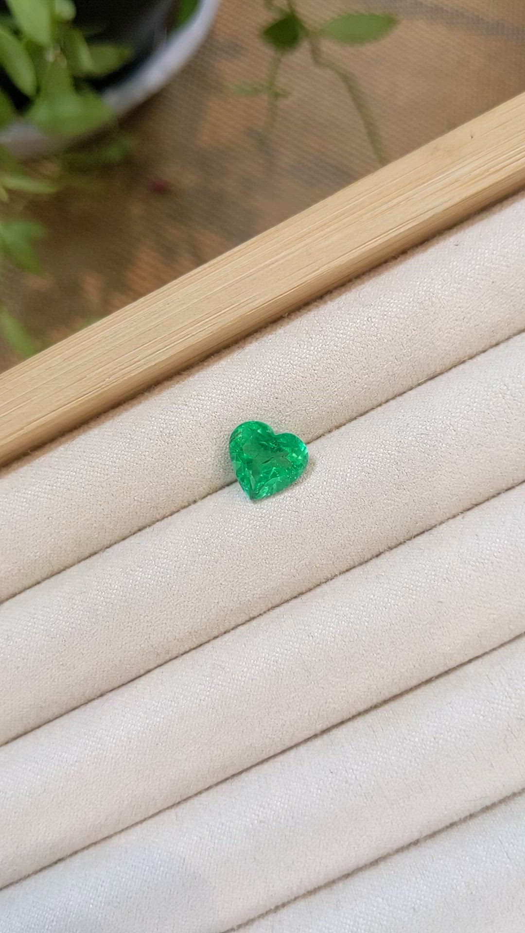 2.74 Ct. Emerald from Russia Size Video